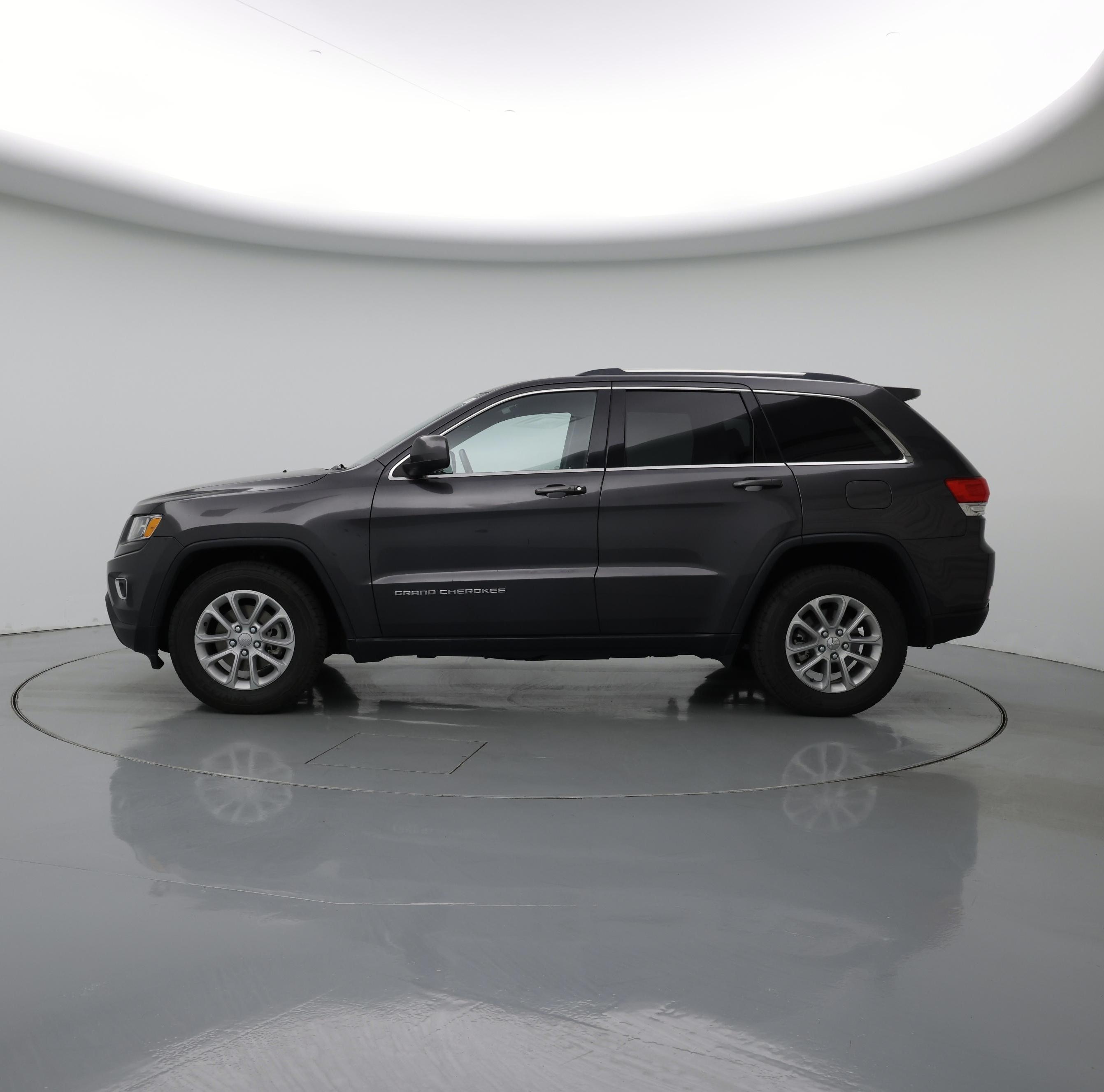 Thumbnail: 2015 Jeep Grand Cherokee - 3