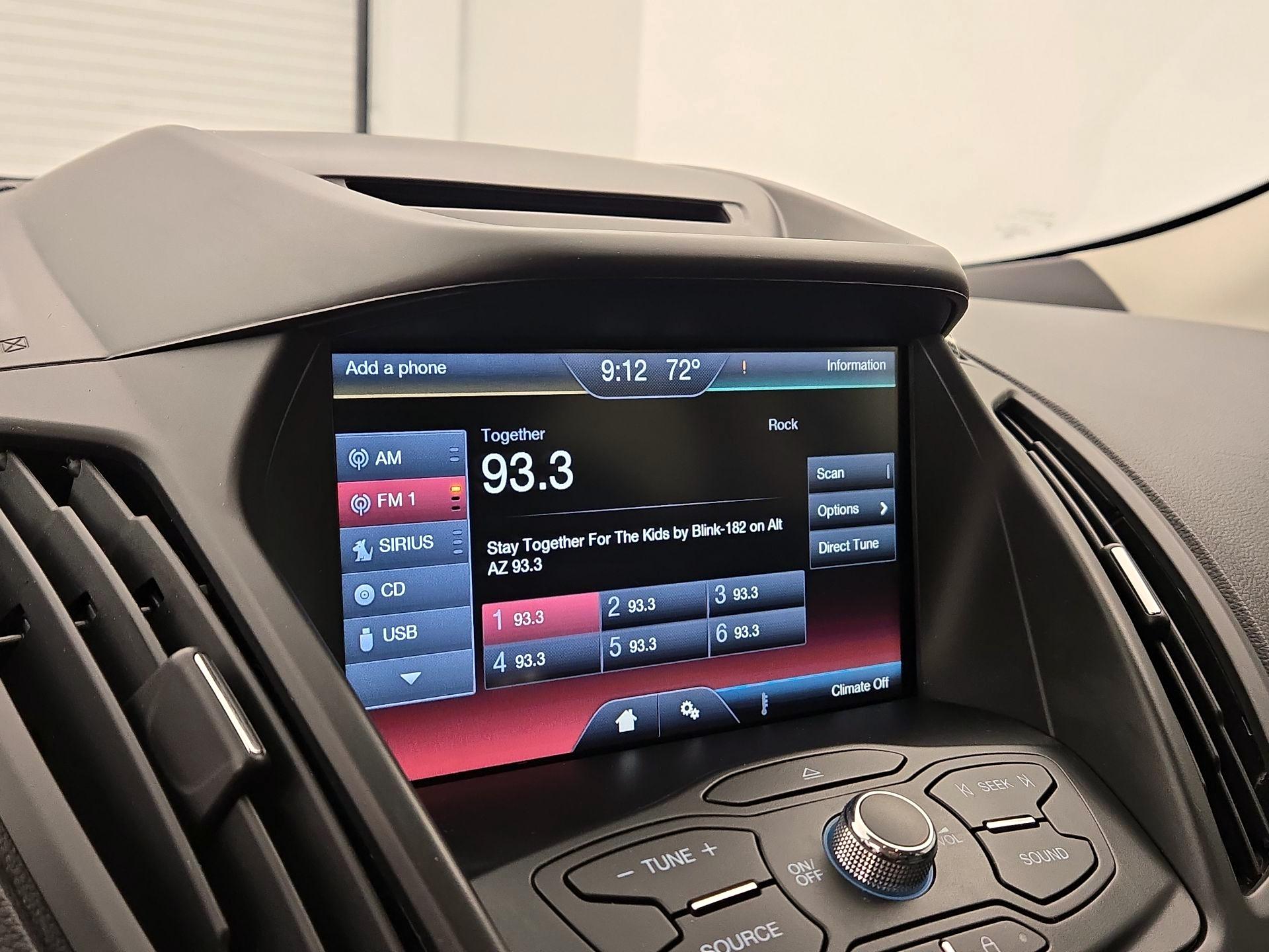 Thumbnail: 2015 Ford Escape - 15