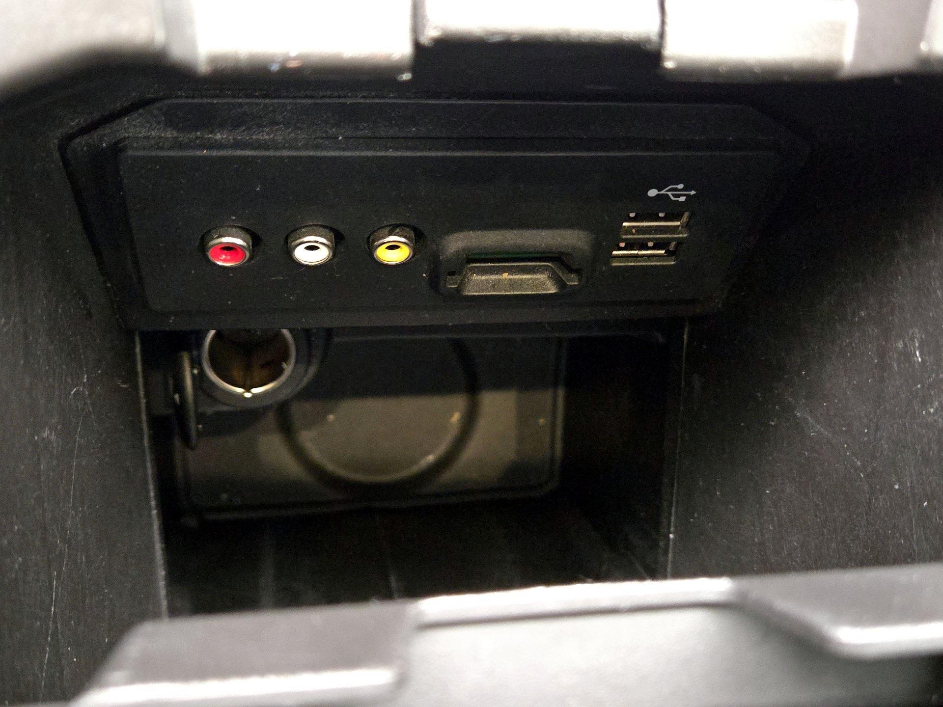 Thumbnail: 2015 Ford Escape - 18