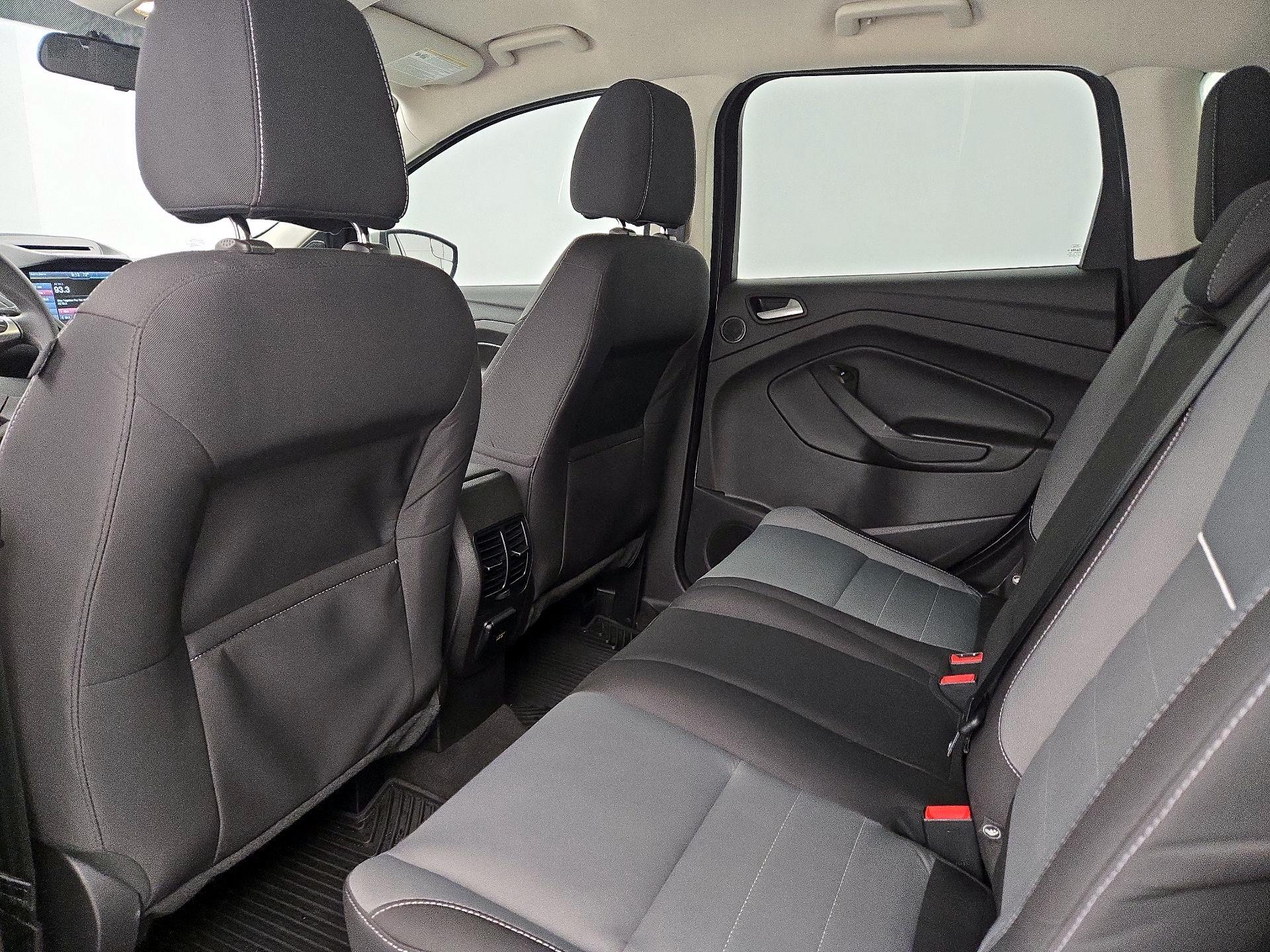 Thumbnail: 2015 Ford Escape - 19