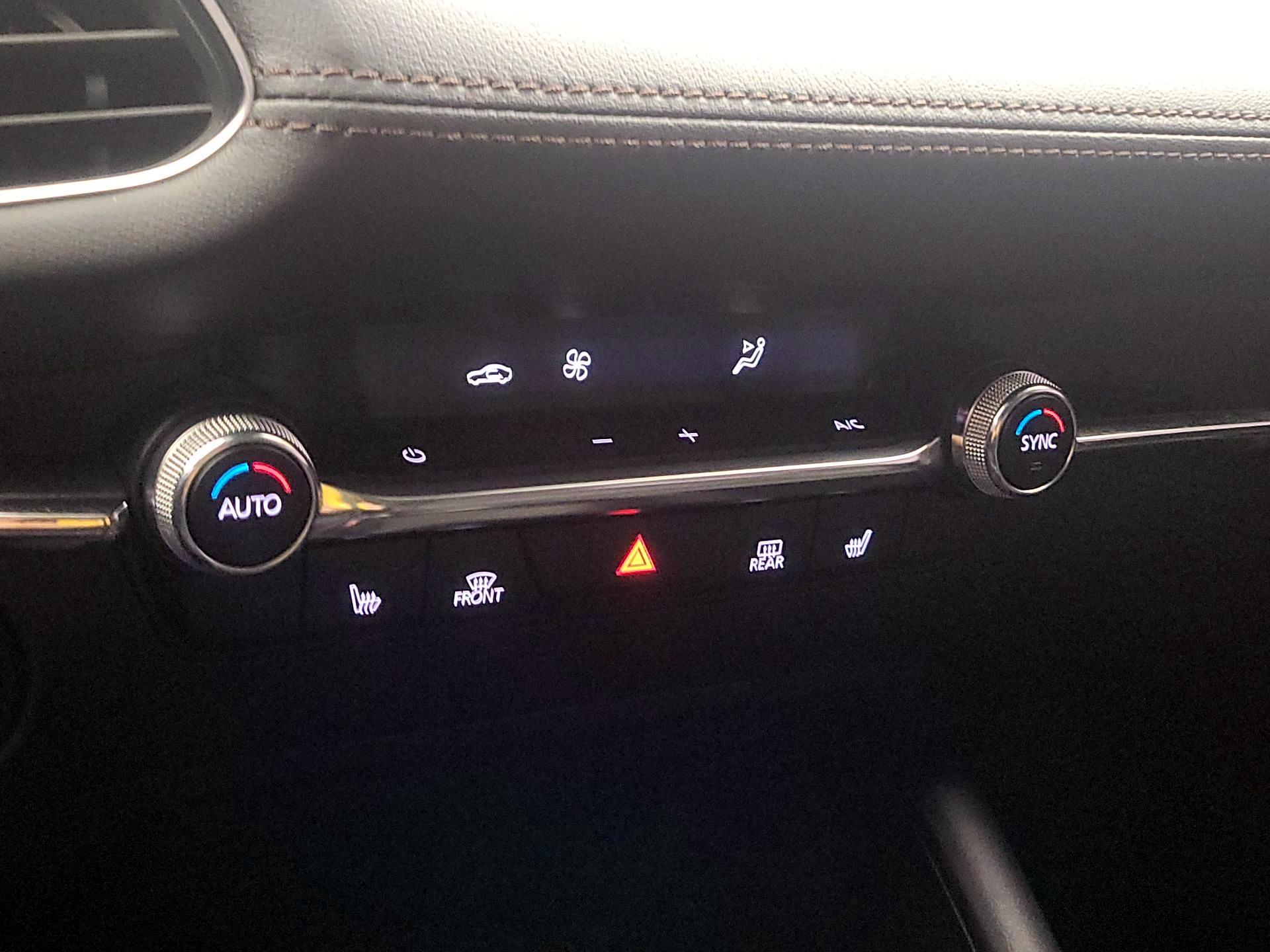 Thumbnail: 2023 Mazda Mazda3 - 17