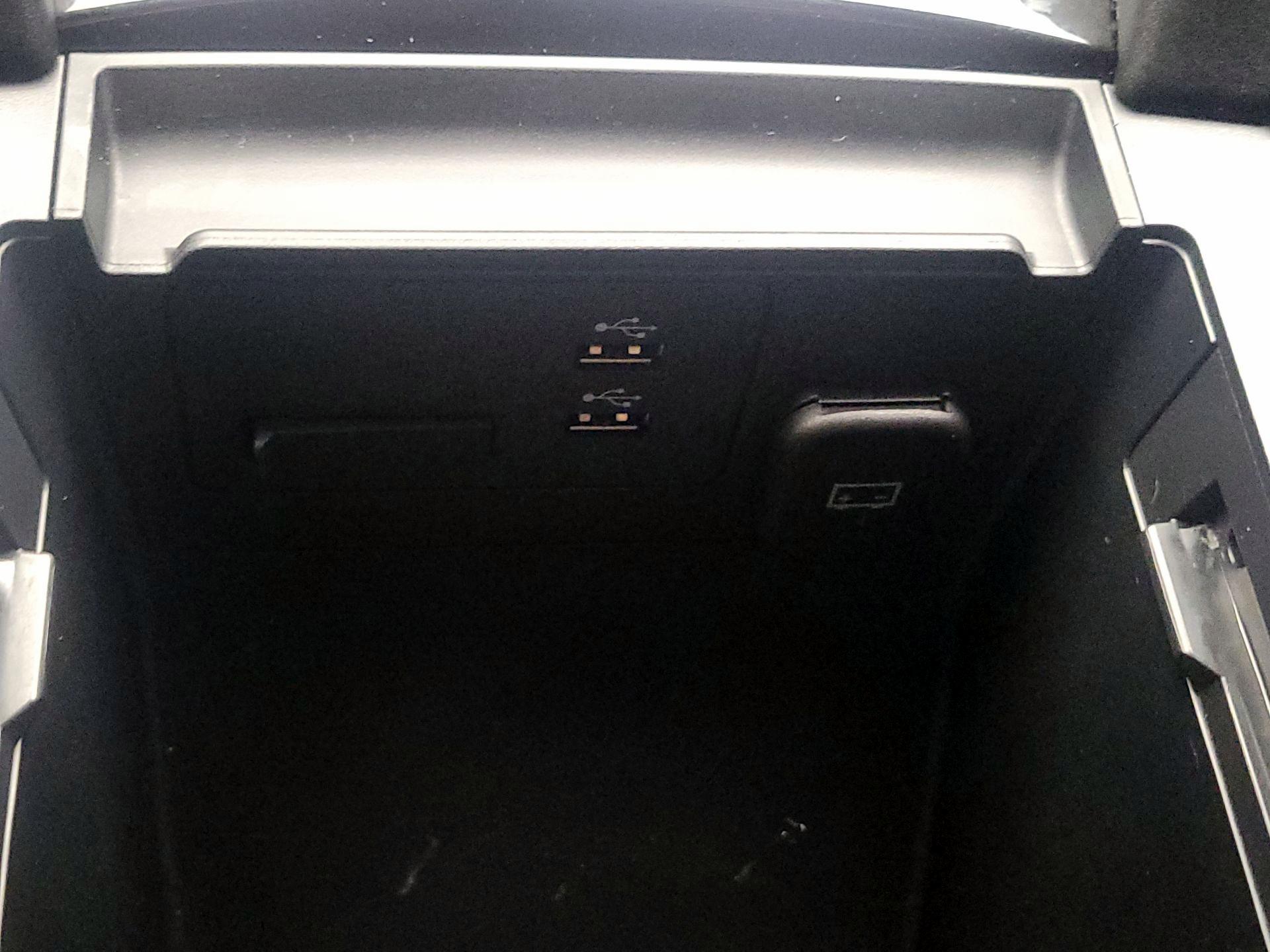 Thumbnail: 2023 Mazda Mazda3 - 19