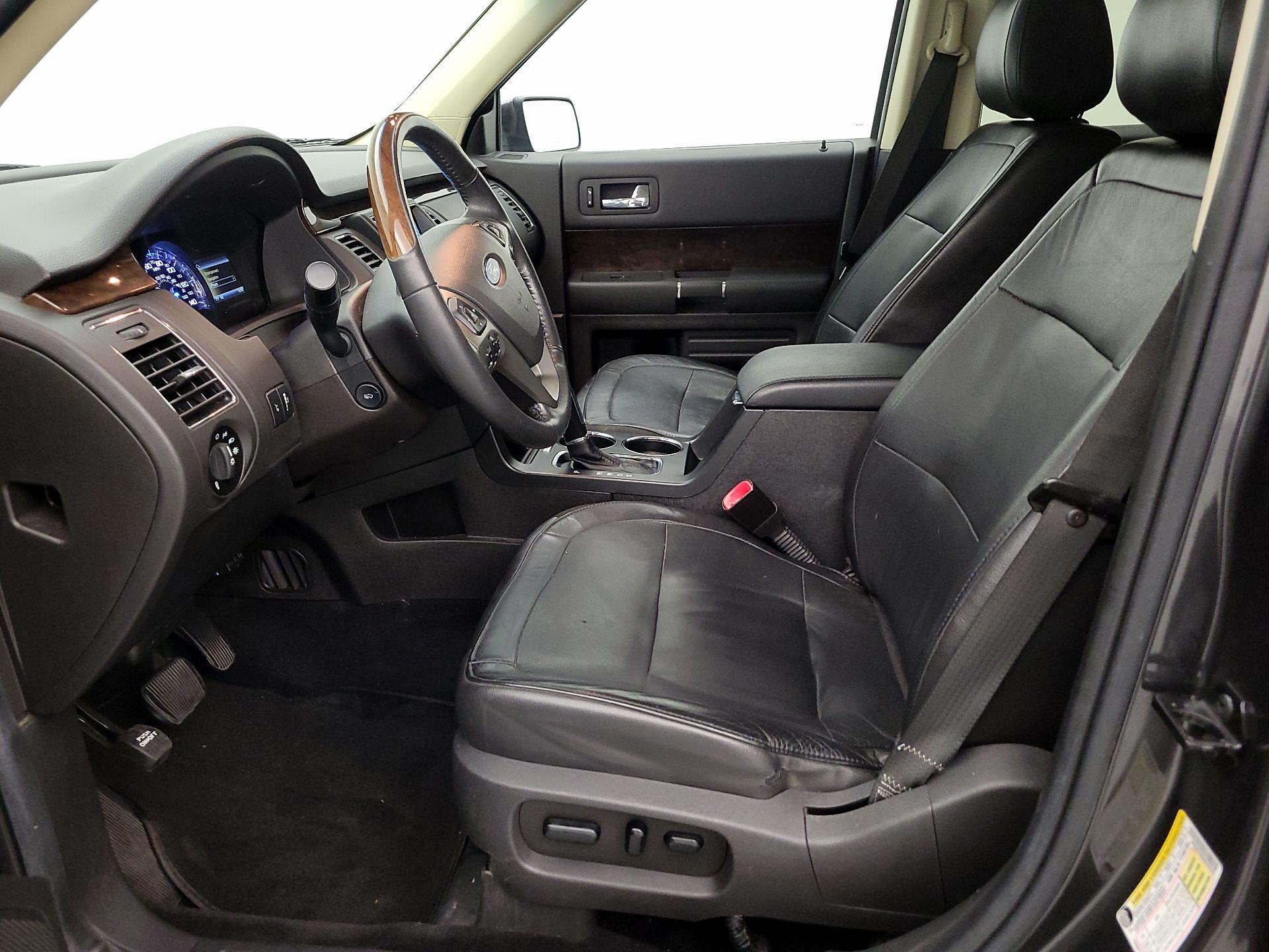 Thumbnail: 2019 Ford Flex - 11