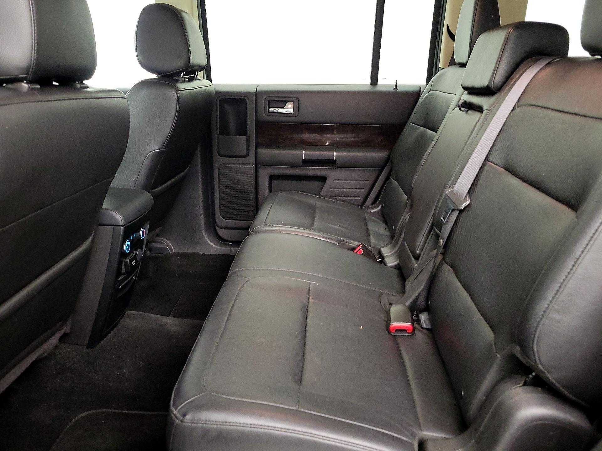 Thumbnail: 2019 Ford Flex - 20