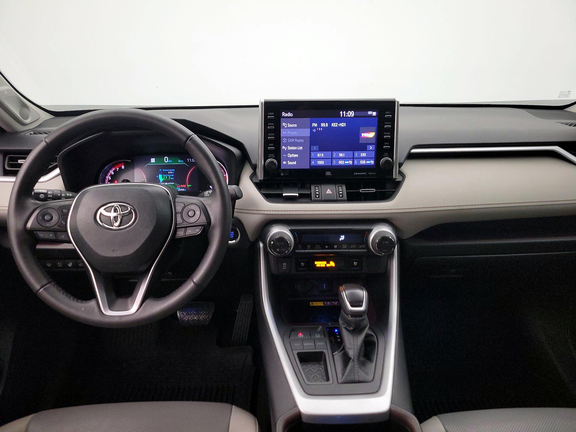 Thumbnail: 2022 Toyota RAV4 - 9