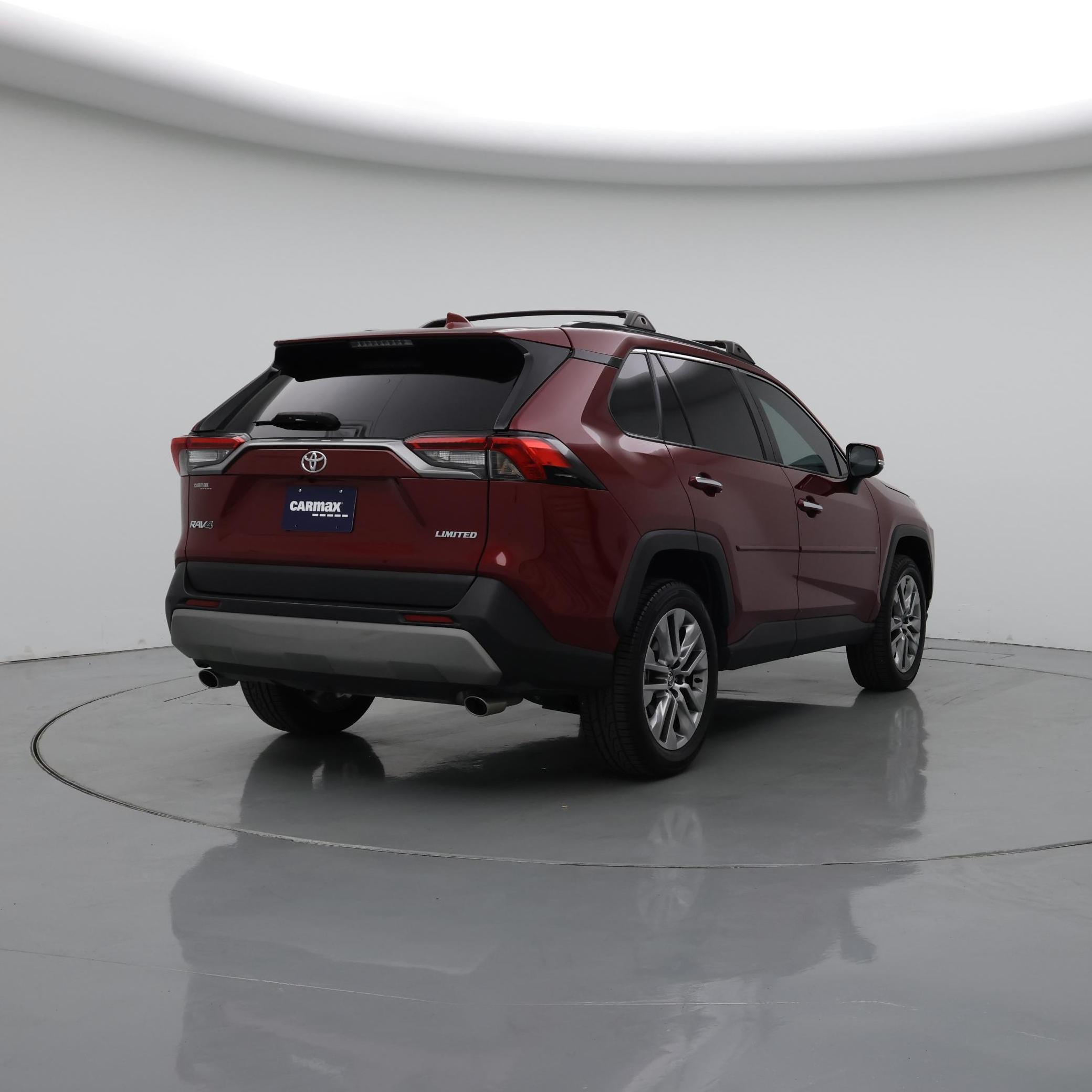 Thumbnail: 2022 Toyota RAV4 - 8