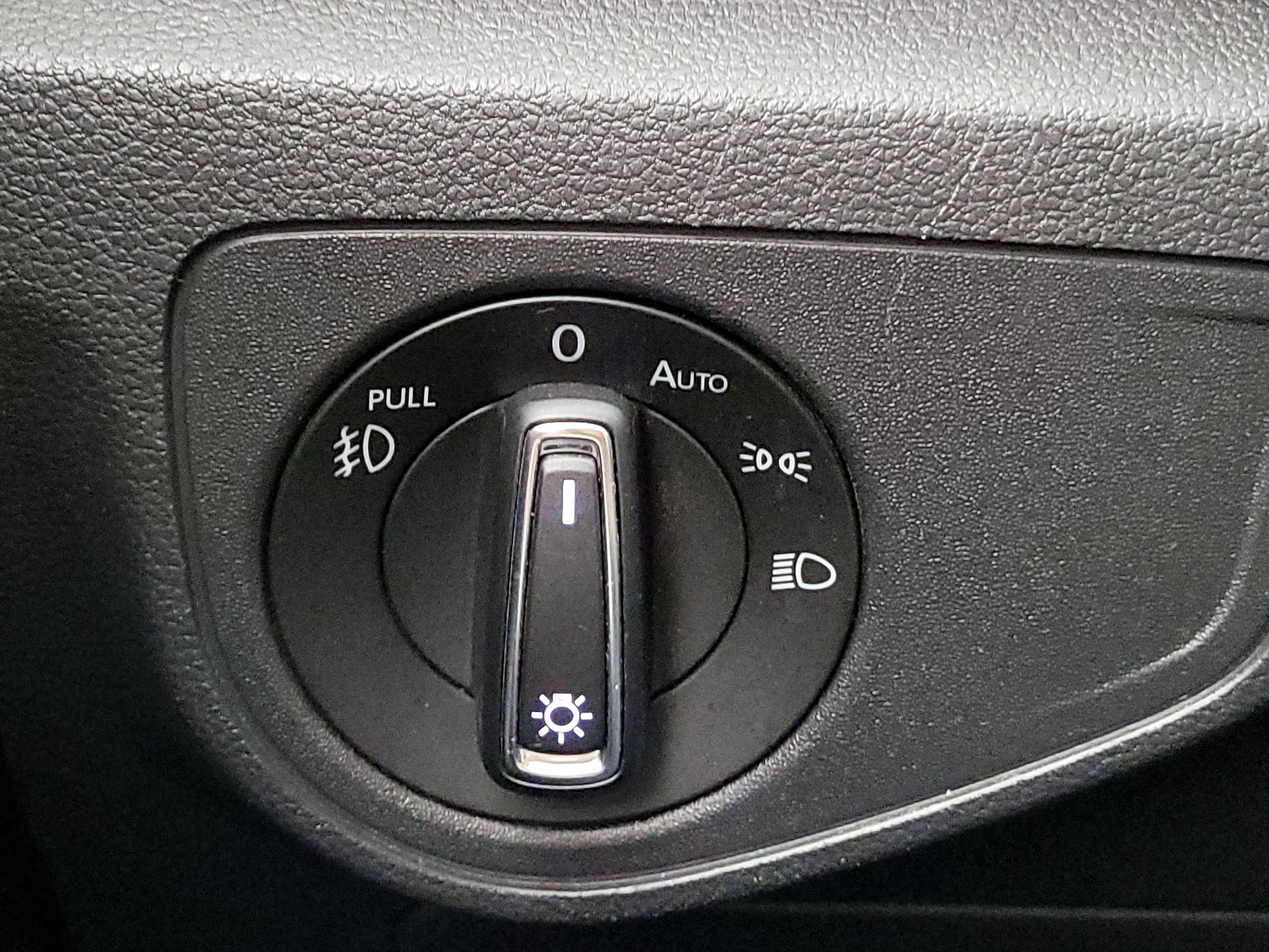 Thumbnail: 2019 Volkswagen Atlas - 13