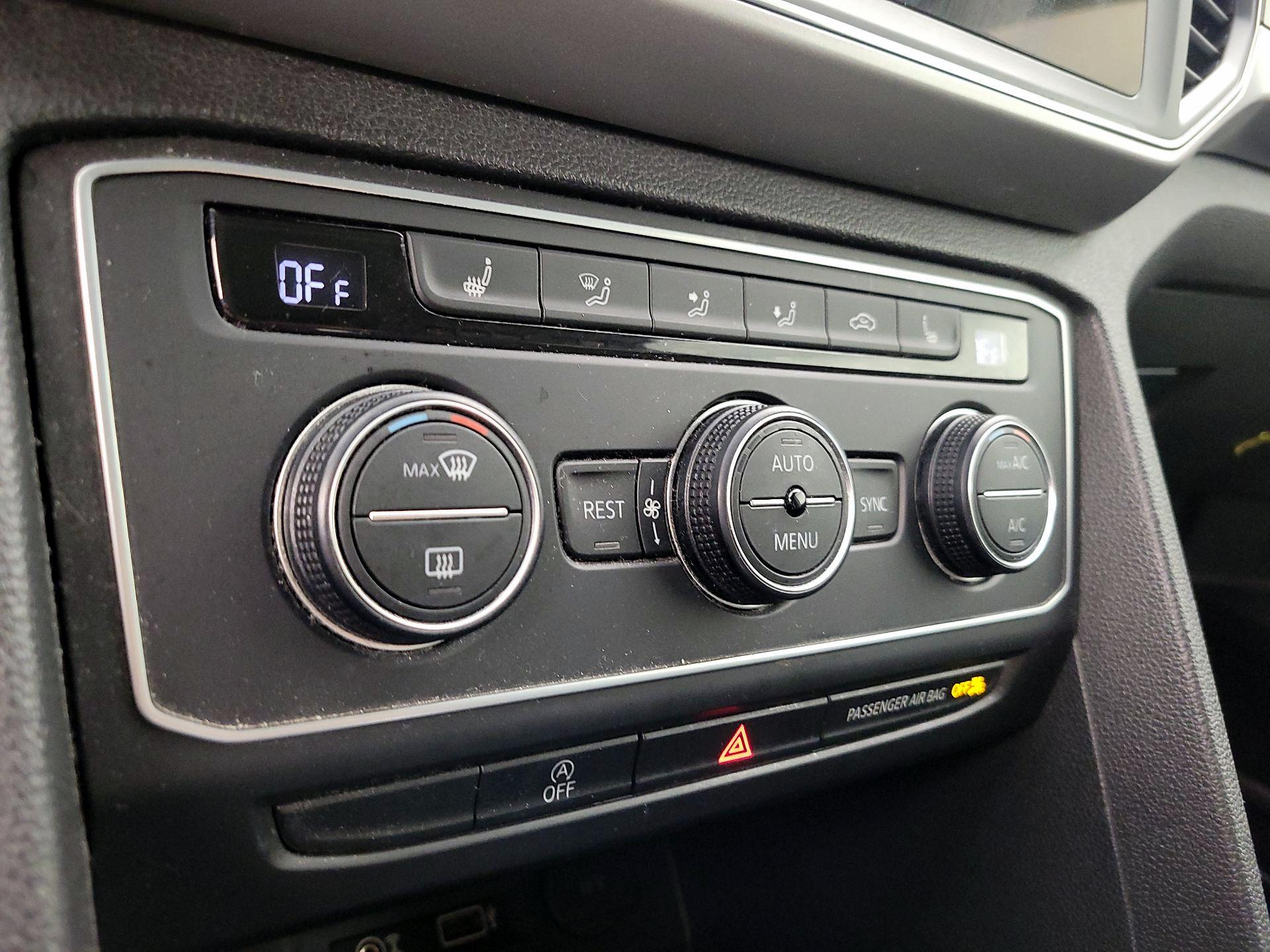 Thumbnail: 2019 Volkswagen Atlas - 16