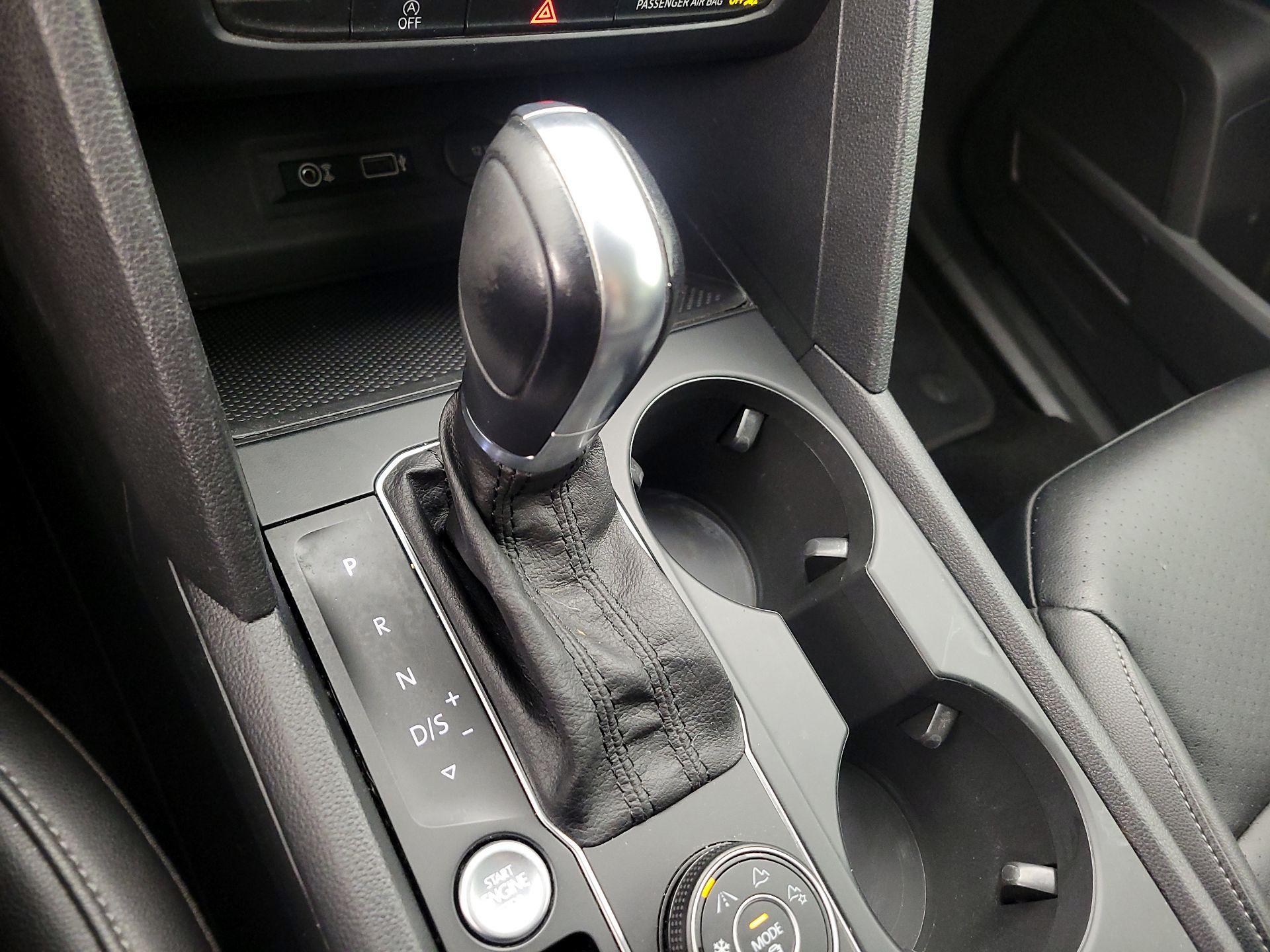 Thumbnail: 2019 Volkswagen Atlas - 17