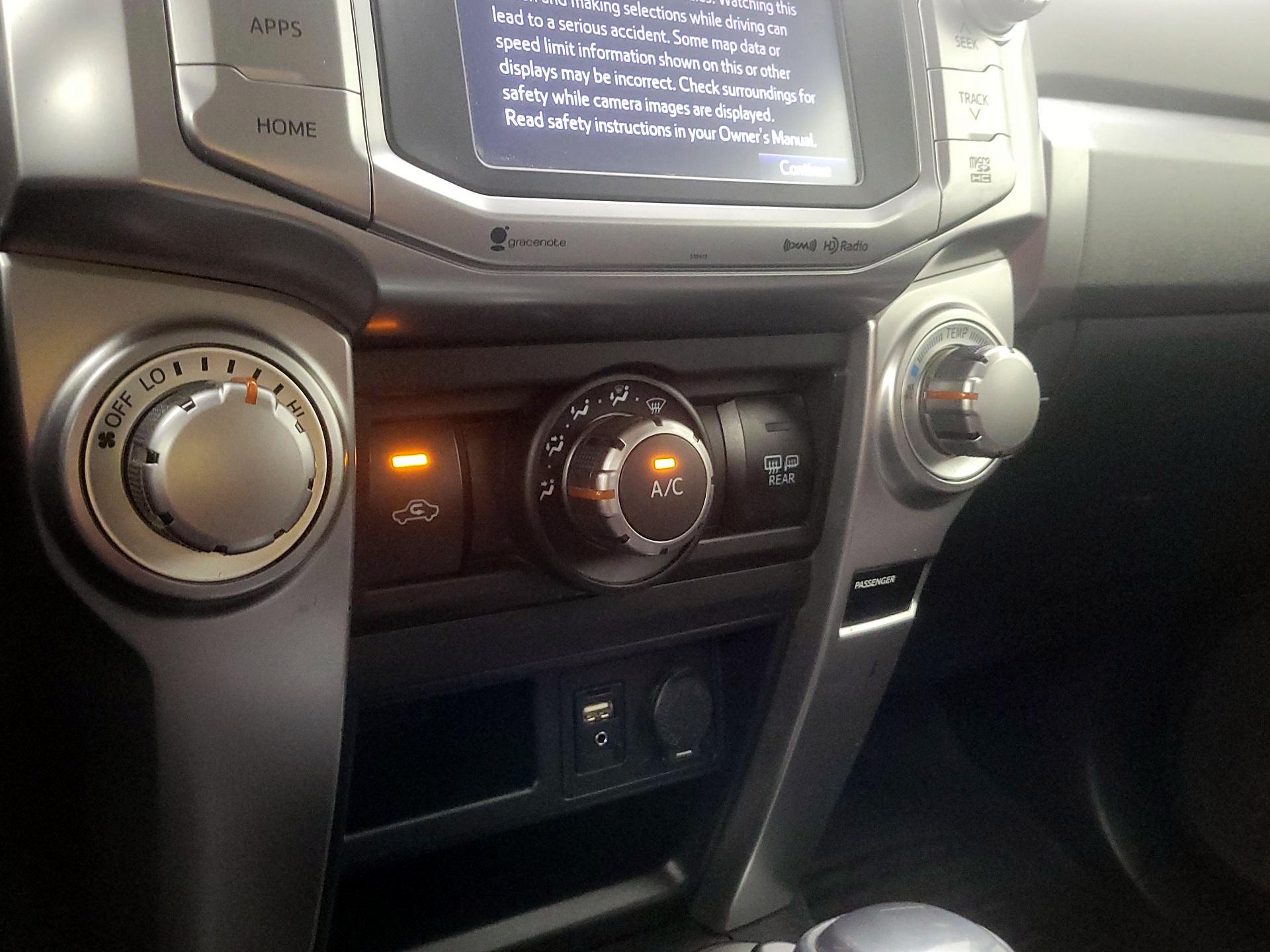 Thumbnail: 2018 Toyota 4Runner - 16