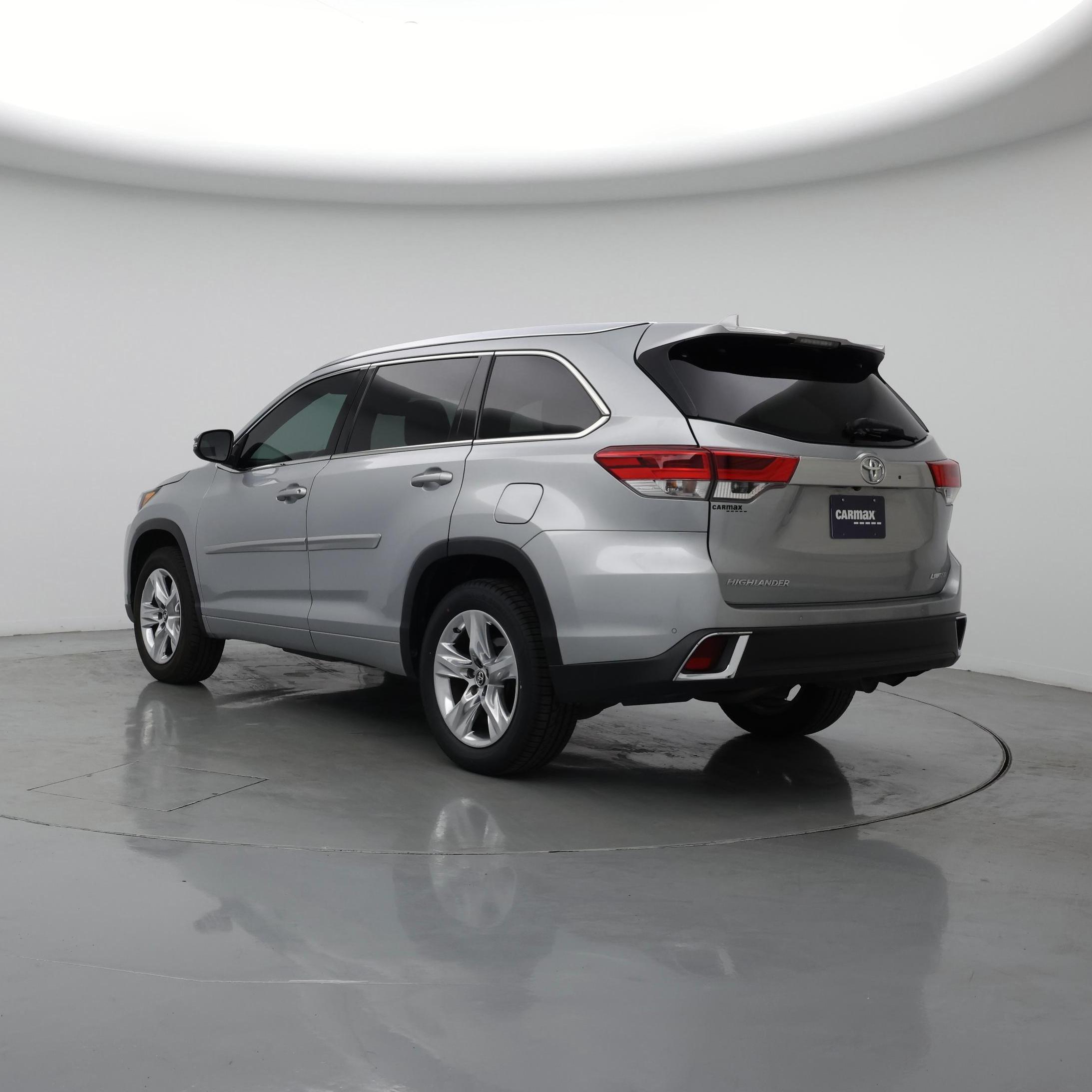 Thumbnail: 2018 Toyota Highlander - 2