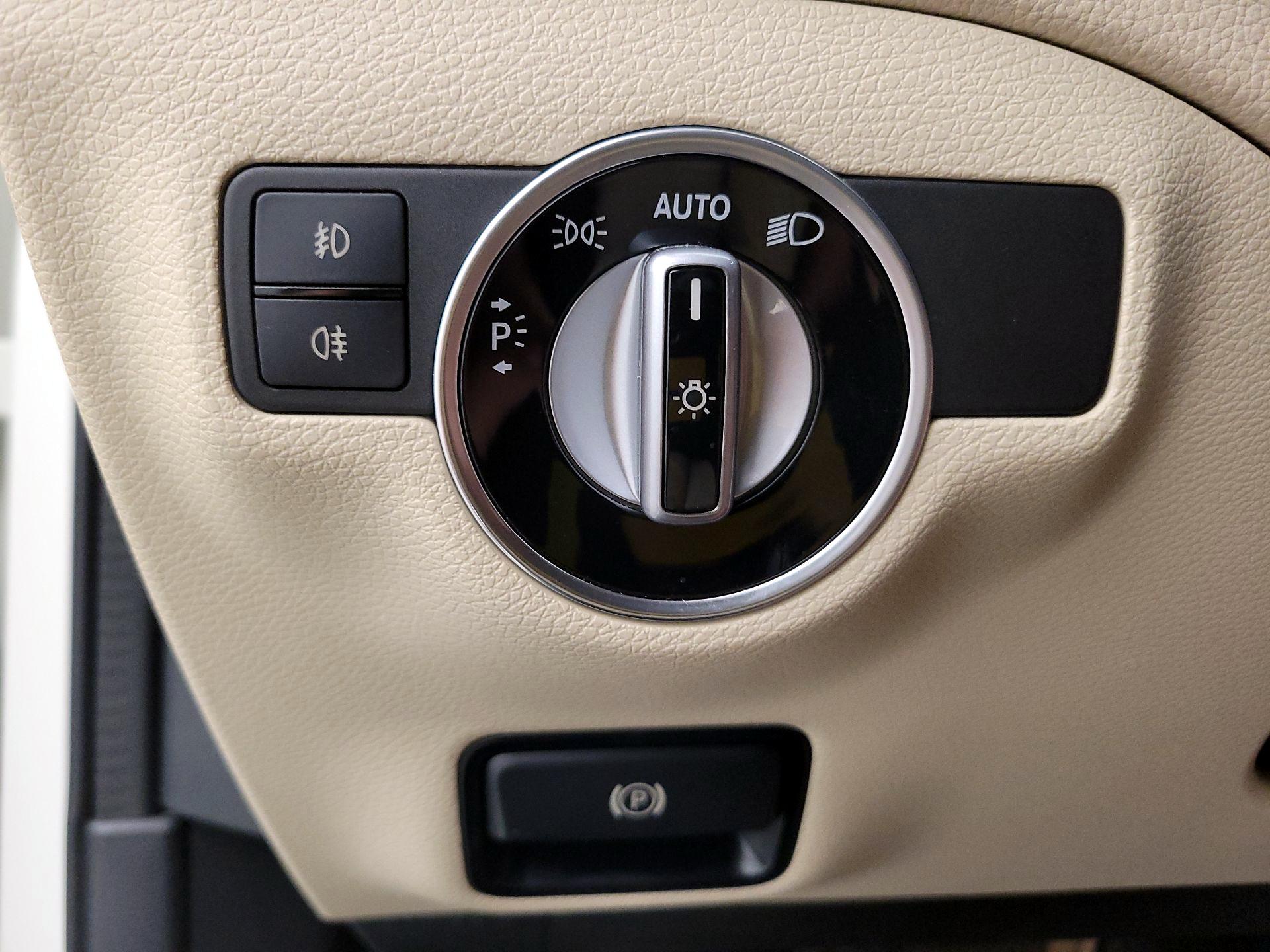 Thumbnail: 2018 Mercedes-Benz GLA - 13