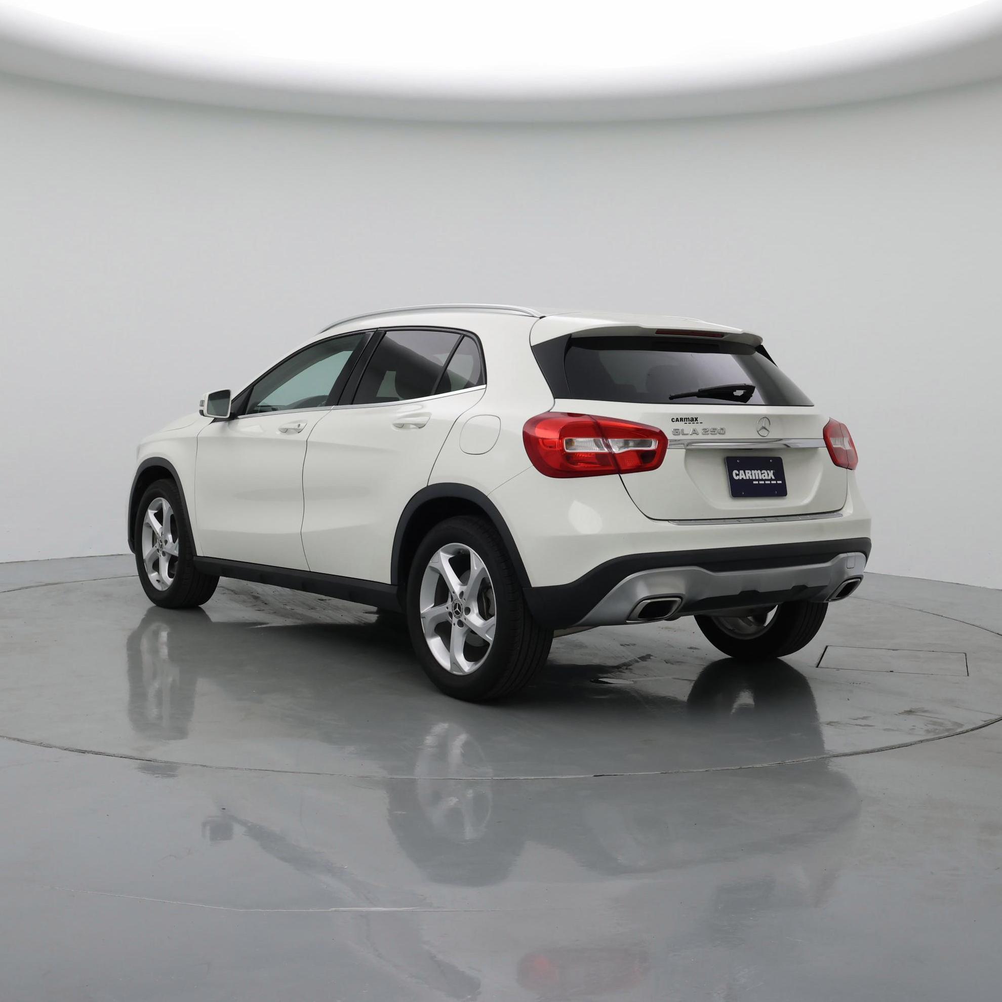 Thumbnail: 2018 Mercedes-Benz GLA - 2