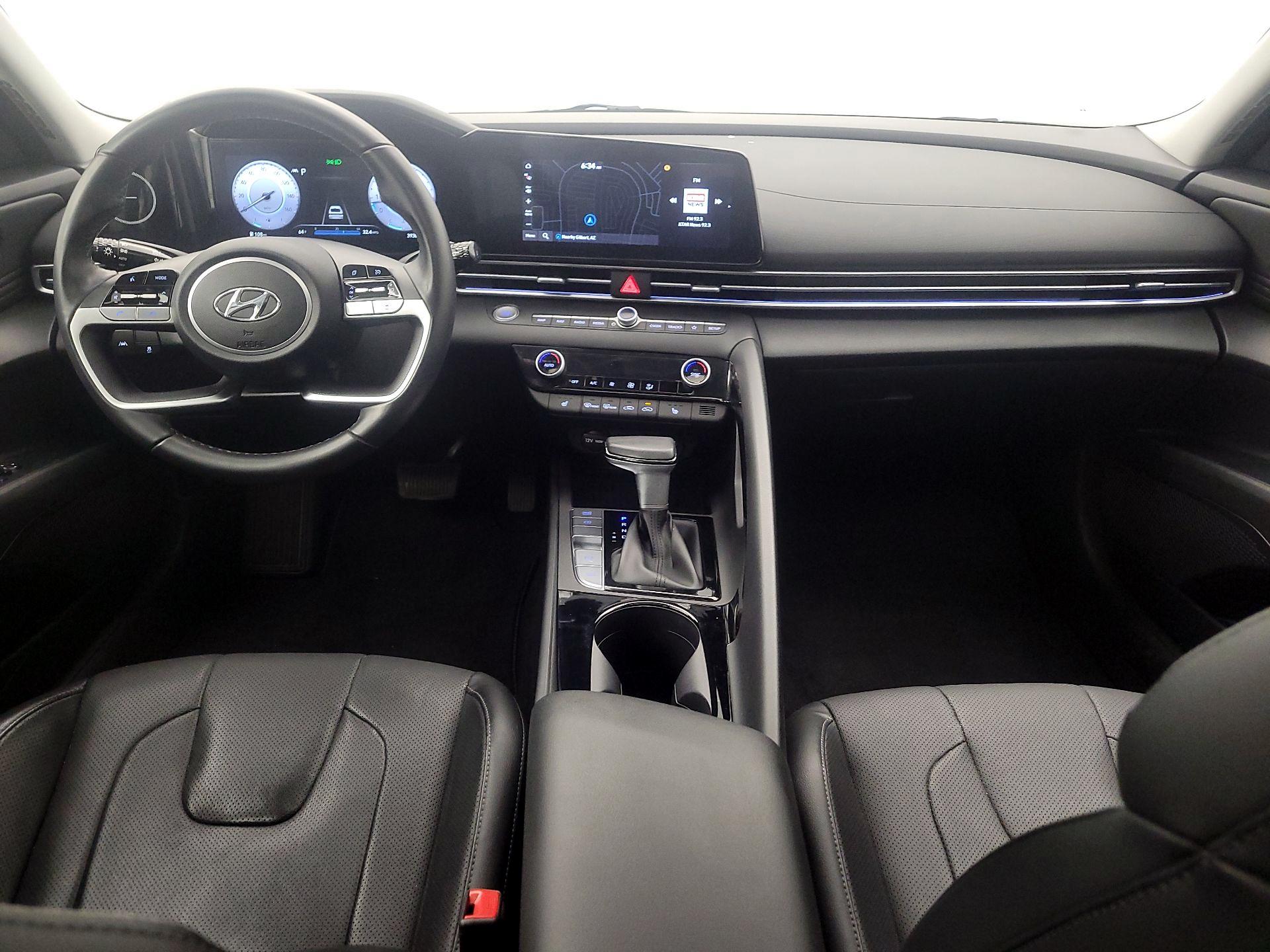 Thumbnail: 2023 Hyundai Elantra - 9