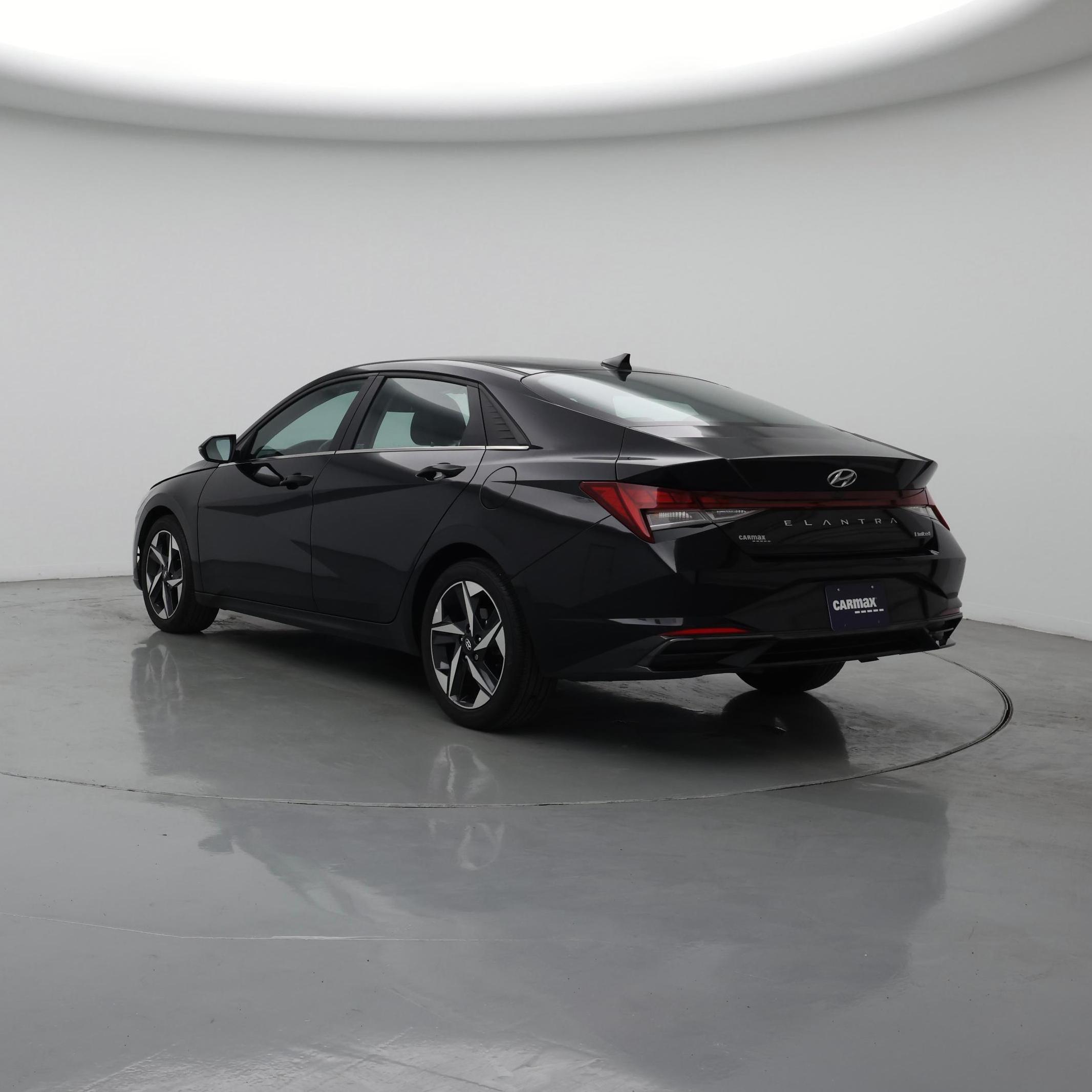 Thumbnail: 2023 Hyundai Elantra - 2