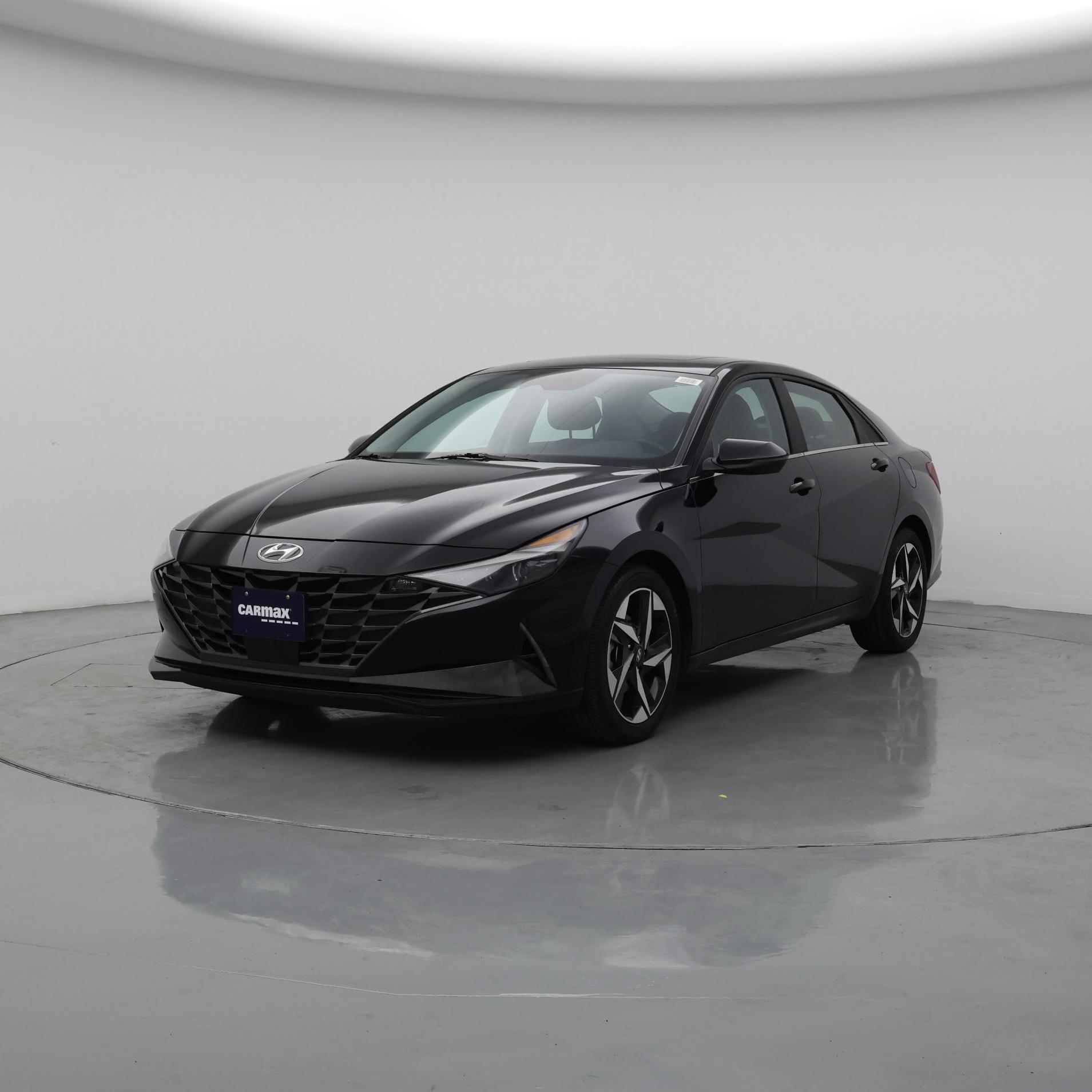 Thumbnail: 2023 Hyundai Elantra - 4