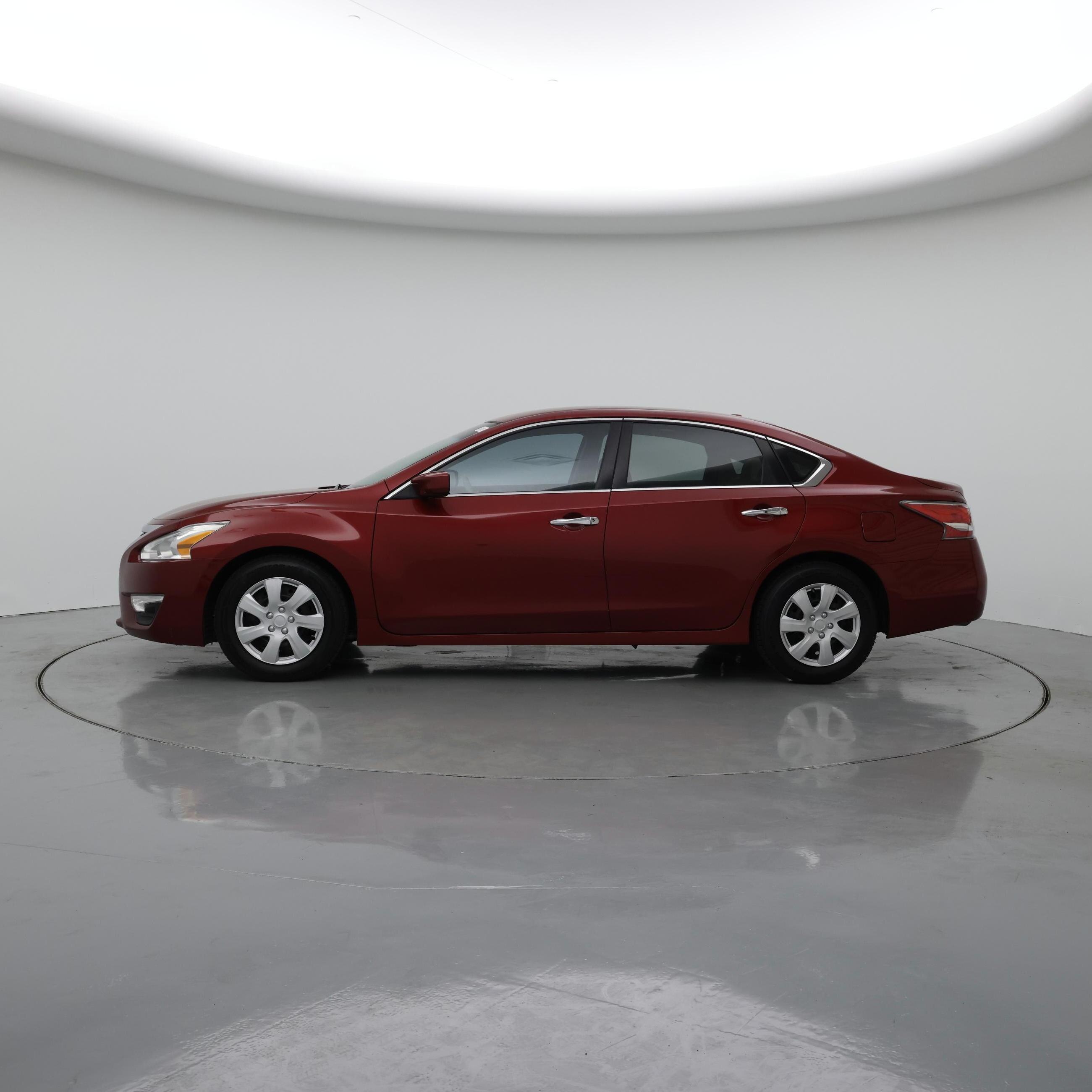 Thumbnail: 2015 Nissan Altima - 3
