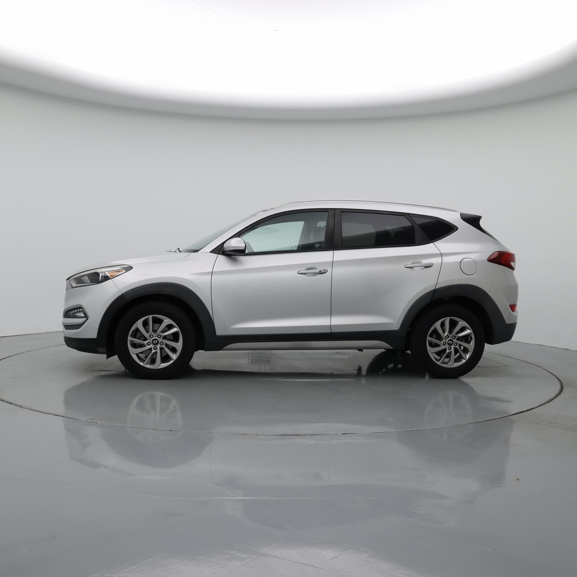 Thumbnail: 2018 Hyundai Tucson - 3