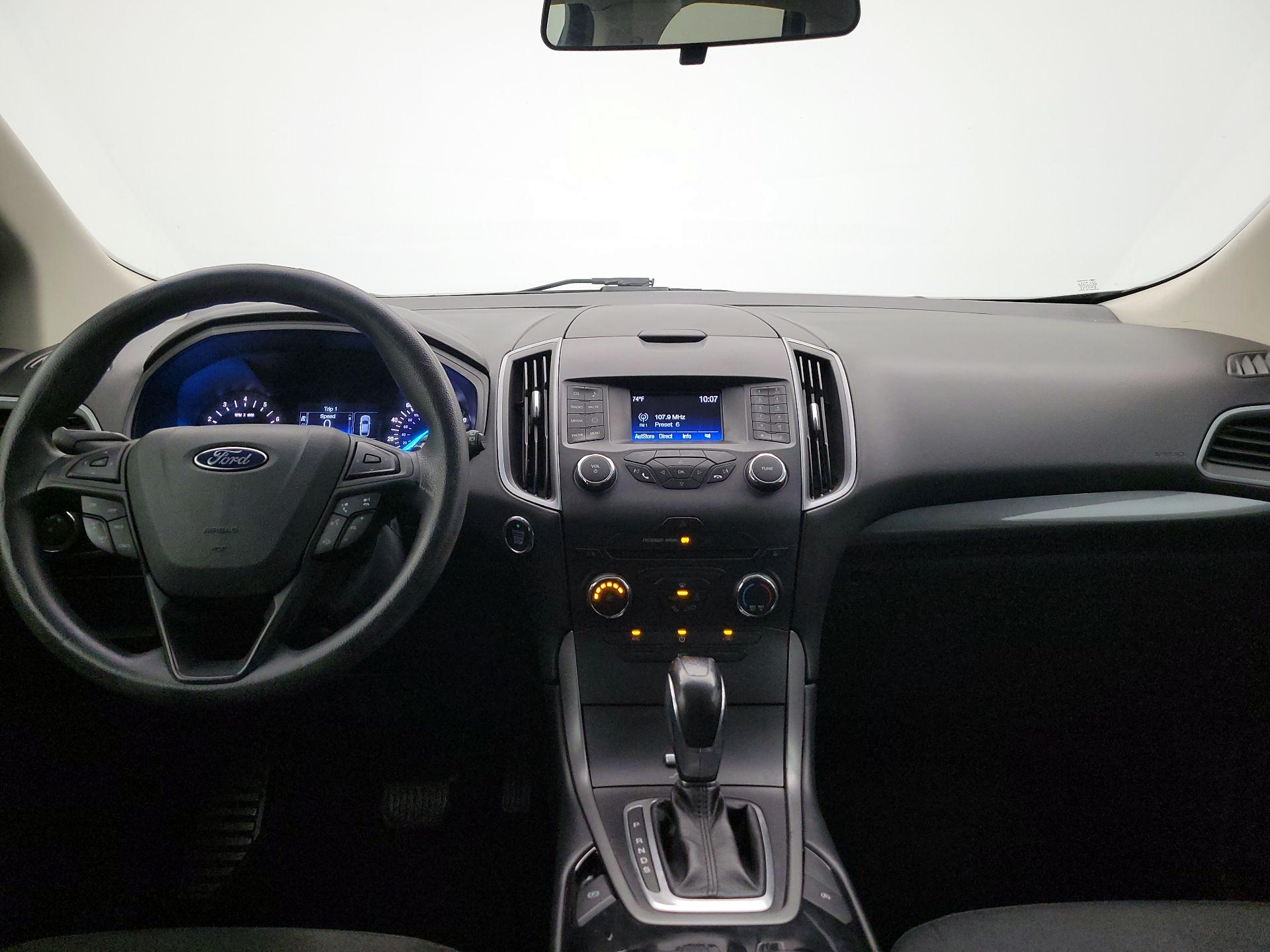 Thumbnail: 2017 Ford Edge - 9