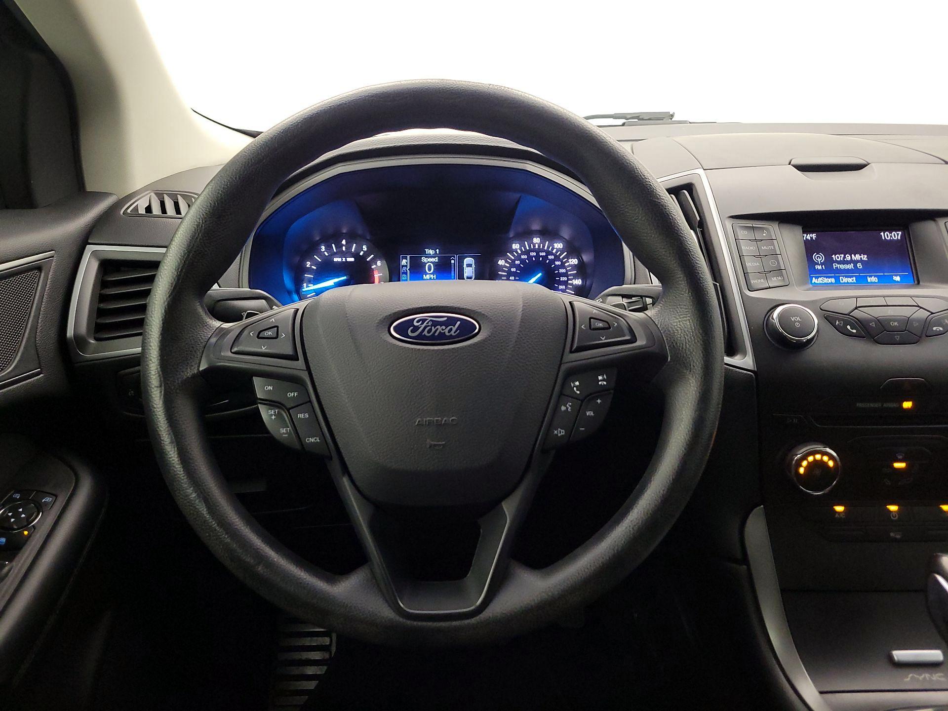 Thumbnail: 2017 Ford Edge - 10