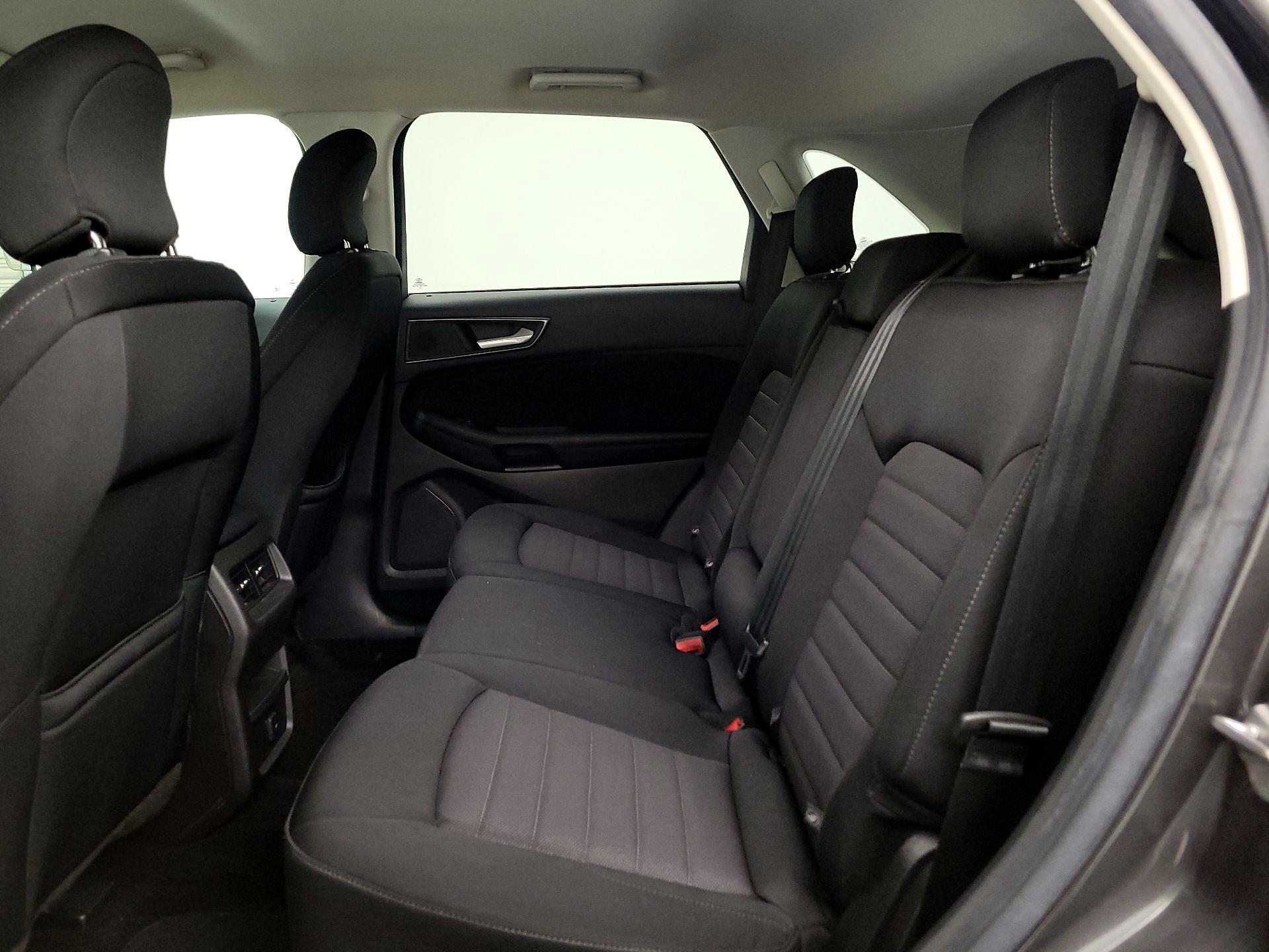 Thumbnail: 2017 Ford Edge - 19