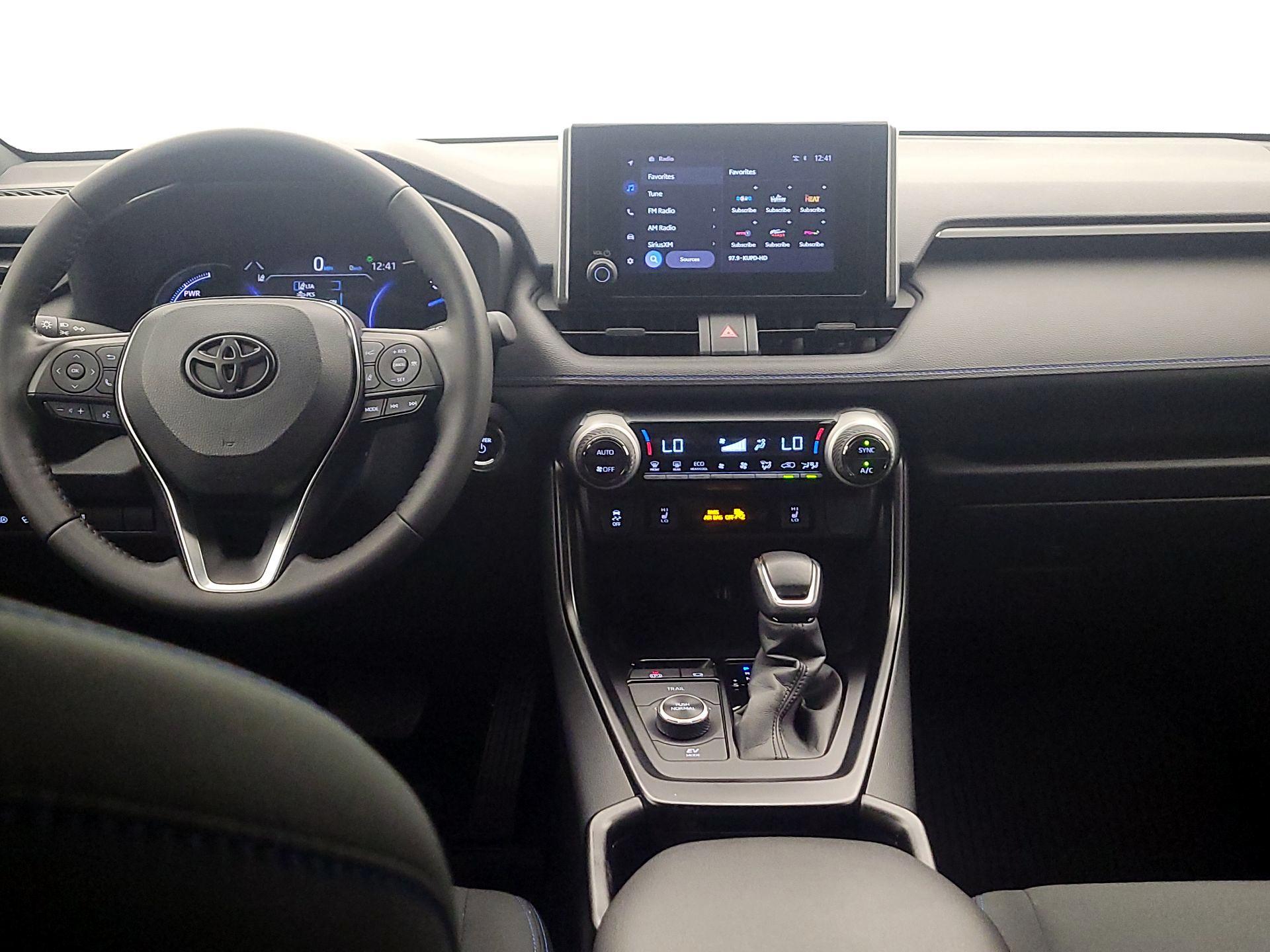 Thumbnail: 2024 Toyota RAV4 - 9