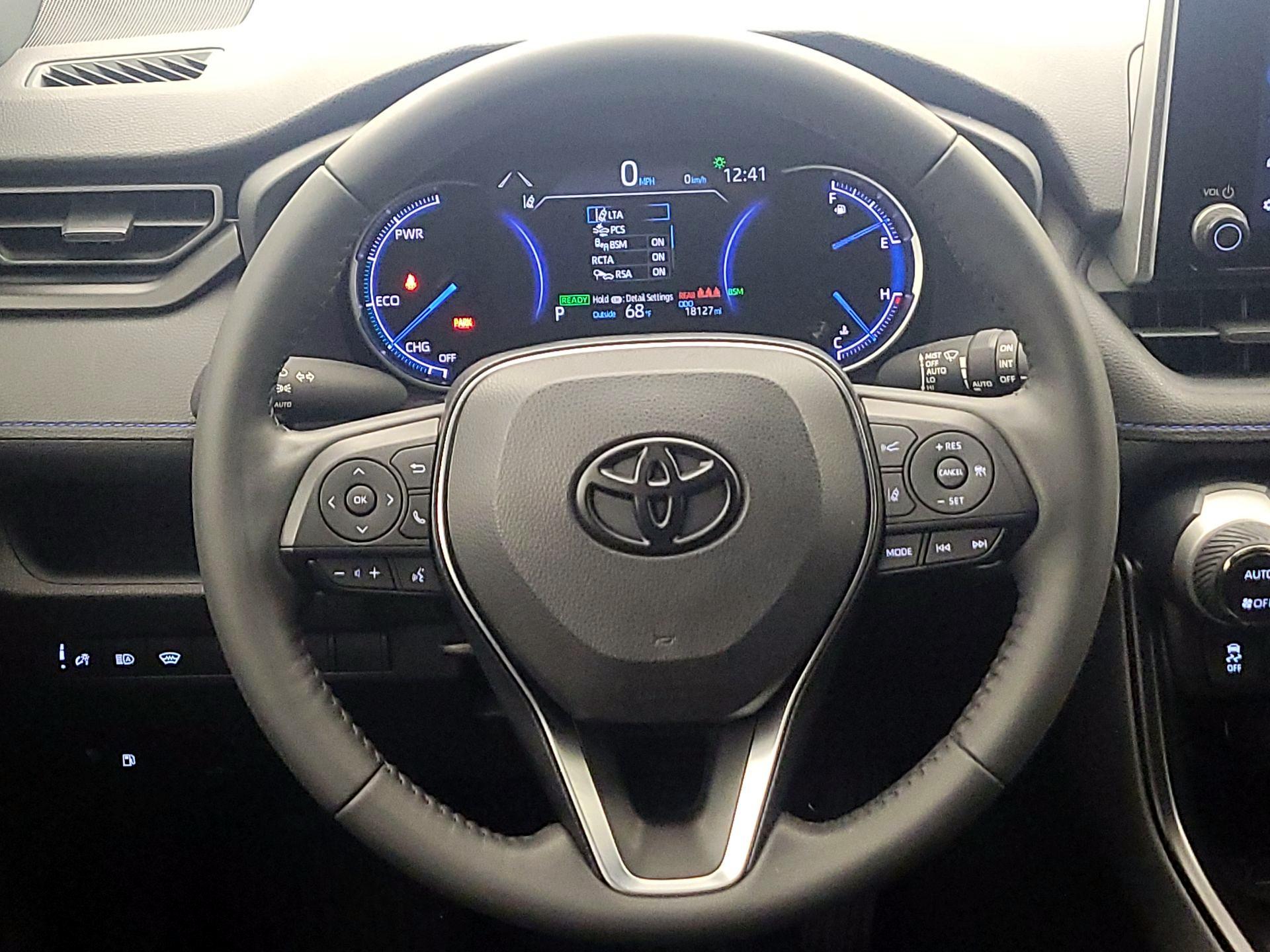 Thumbnail: 2024 Toyota RAV4 - 10