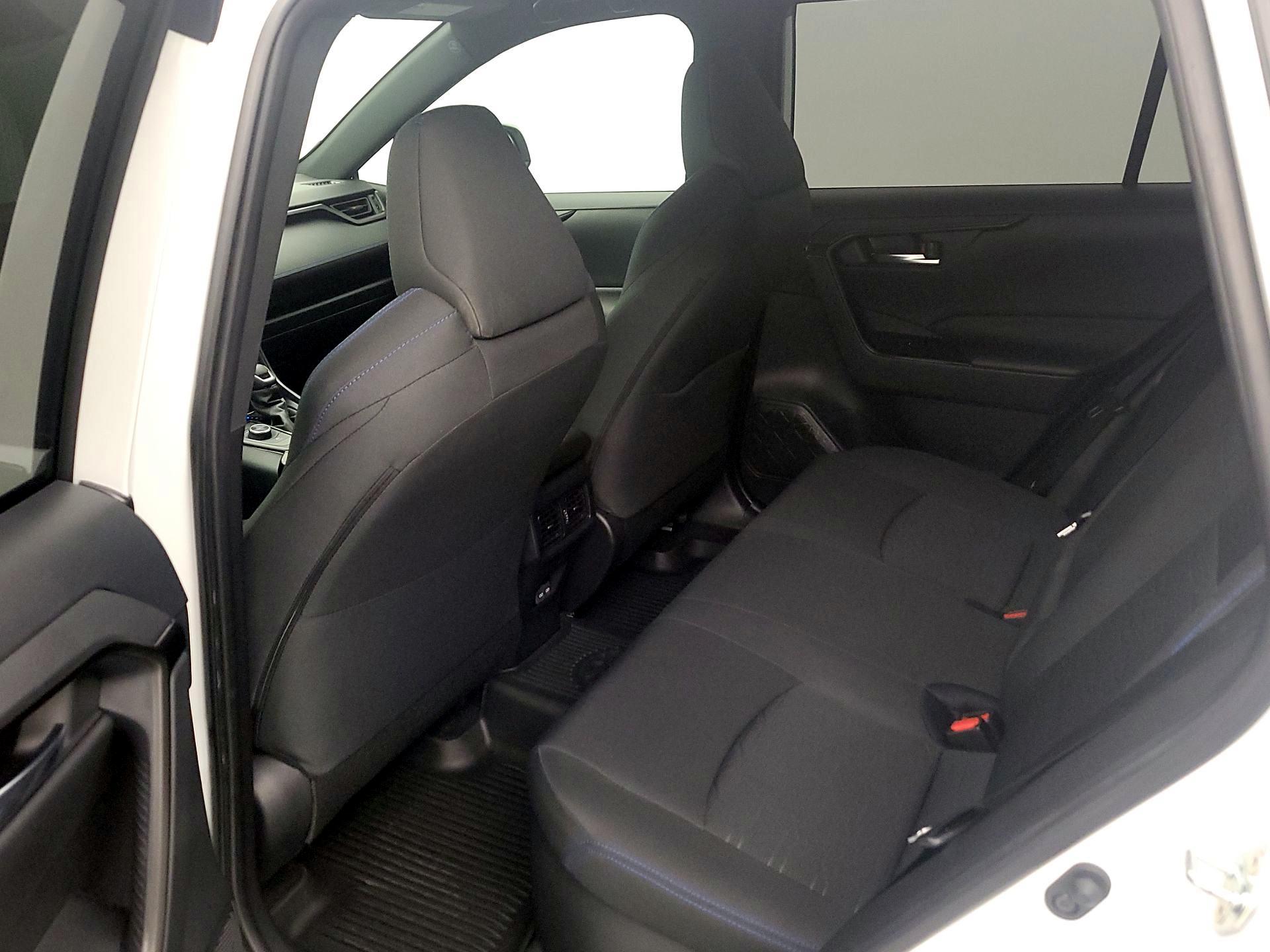 Thumbnail: 2024 Toyota RAV4 - 19