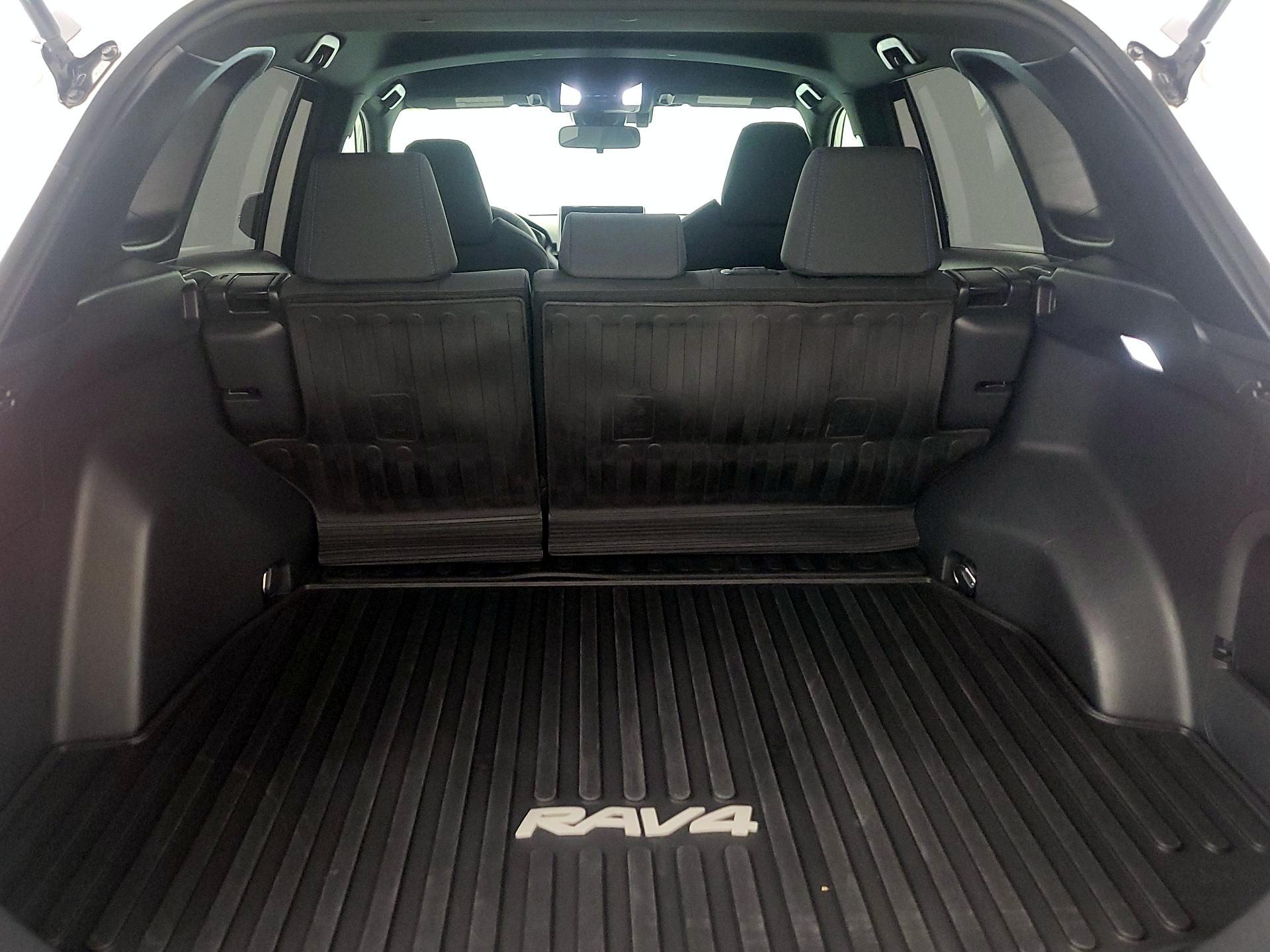 Thumbnail: 2024 Toyota RAV4 - 20