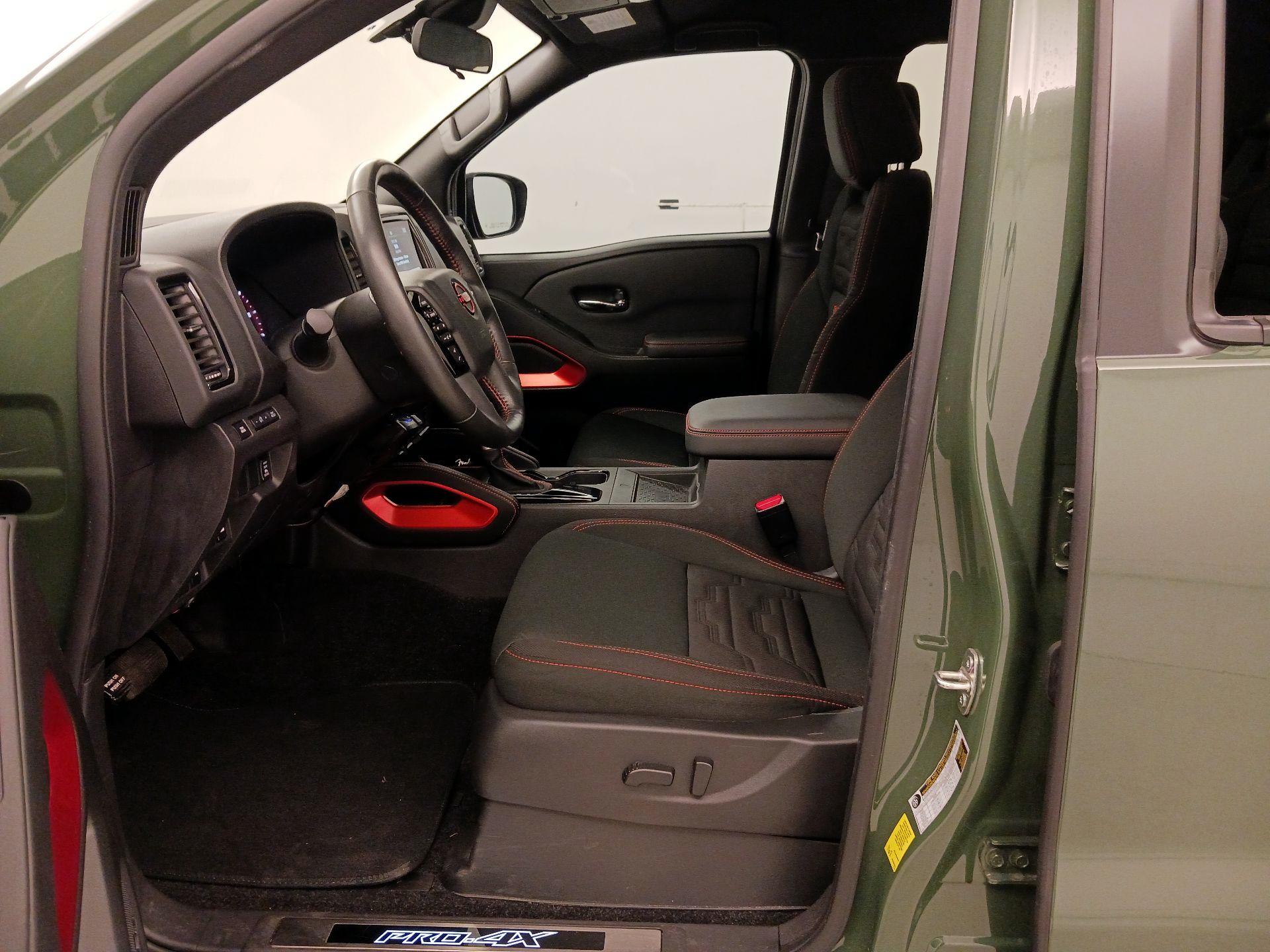 Thumbnail: 2024 Nissan Frontier - 11