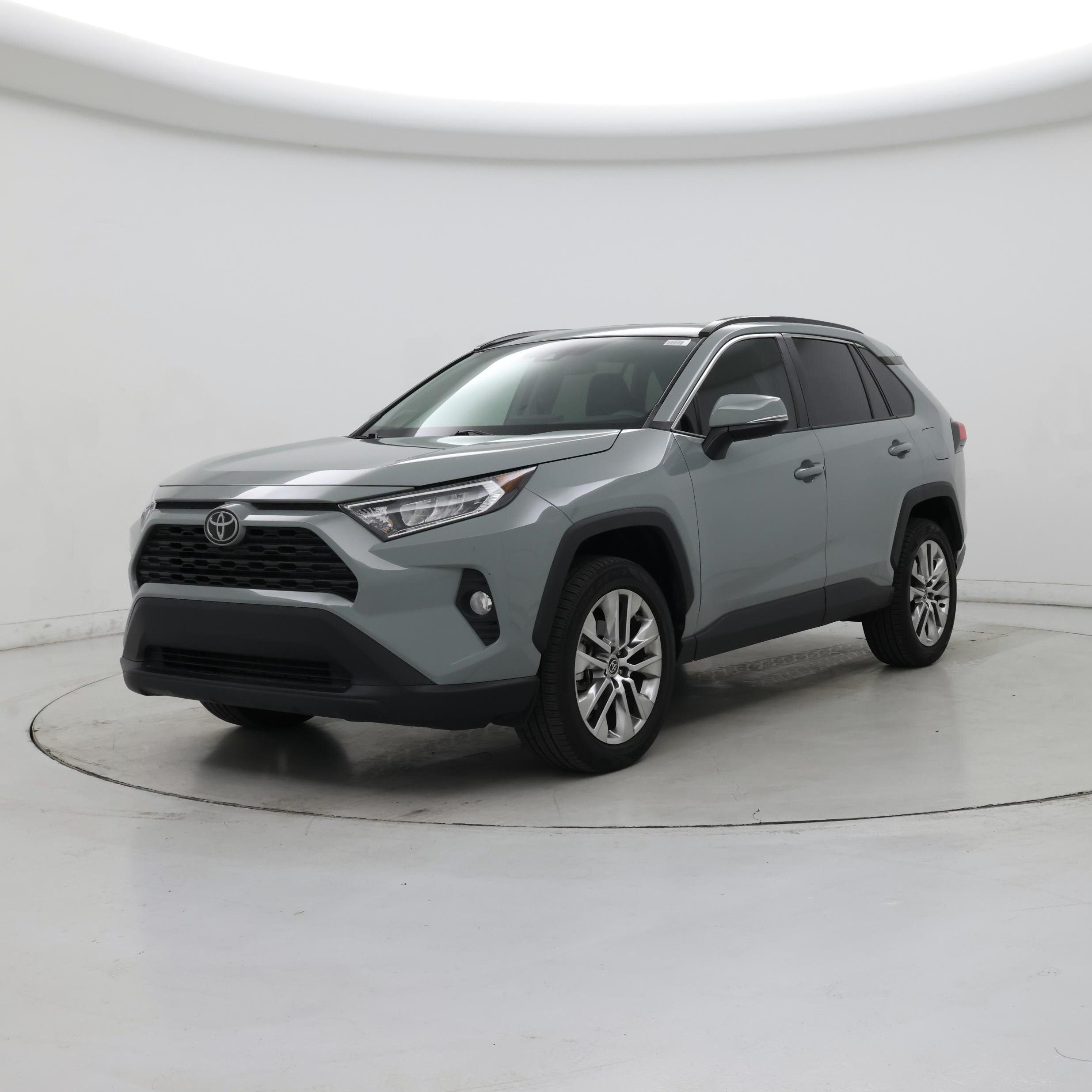 Thumbnail: 2021 Toyota RAV4 - 4
