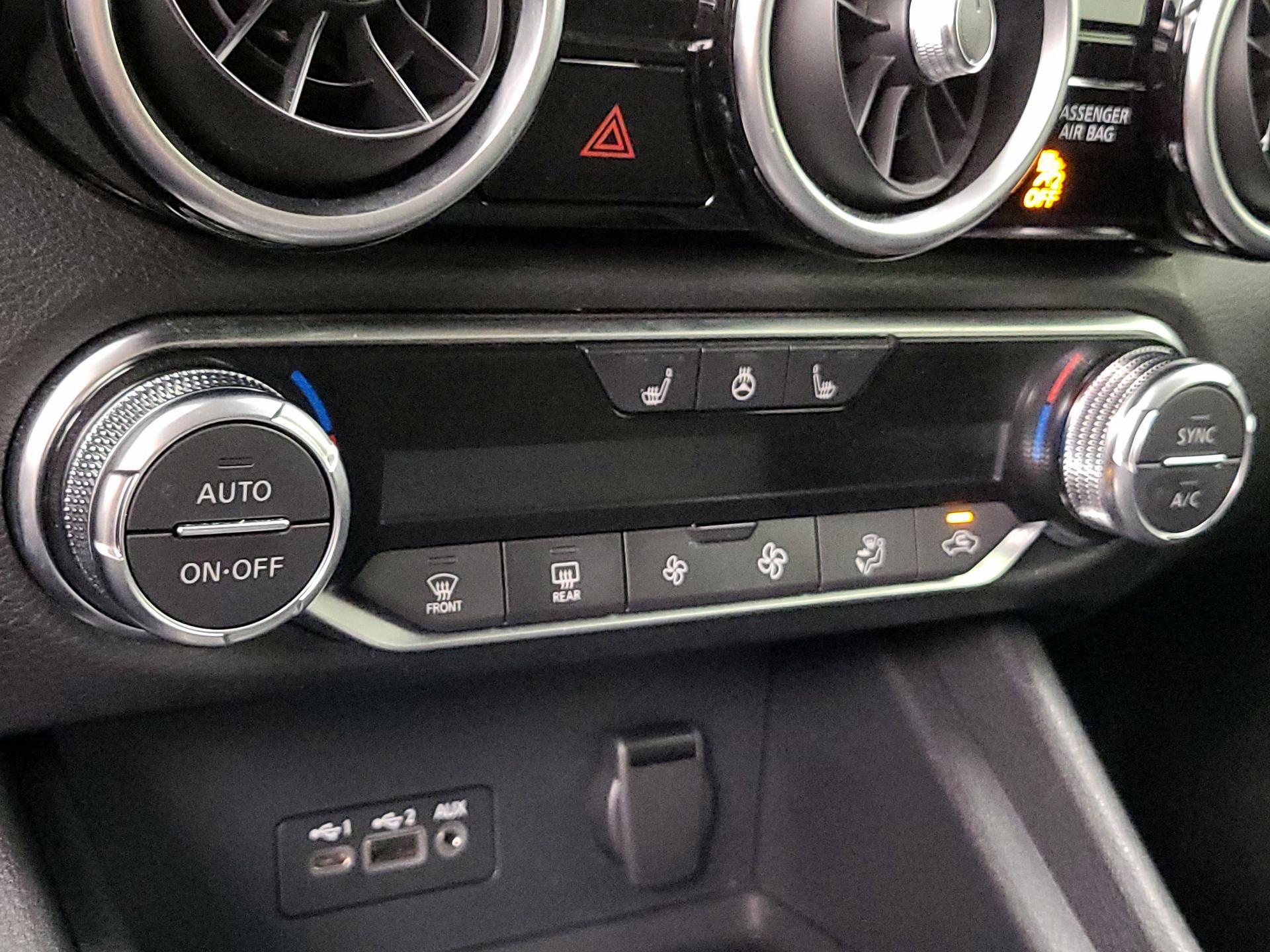 Thumbnail: 2023 Nissan Sentra - 16