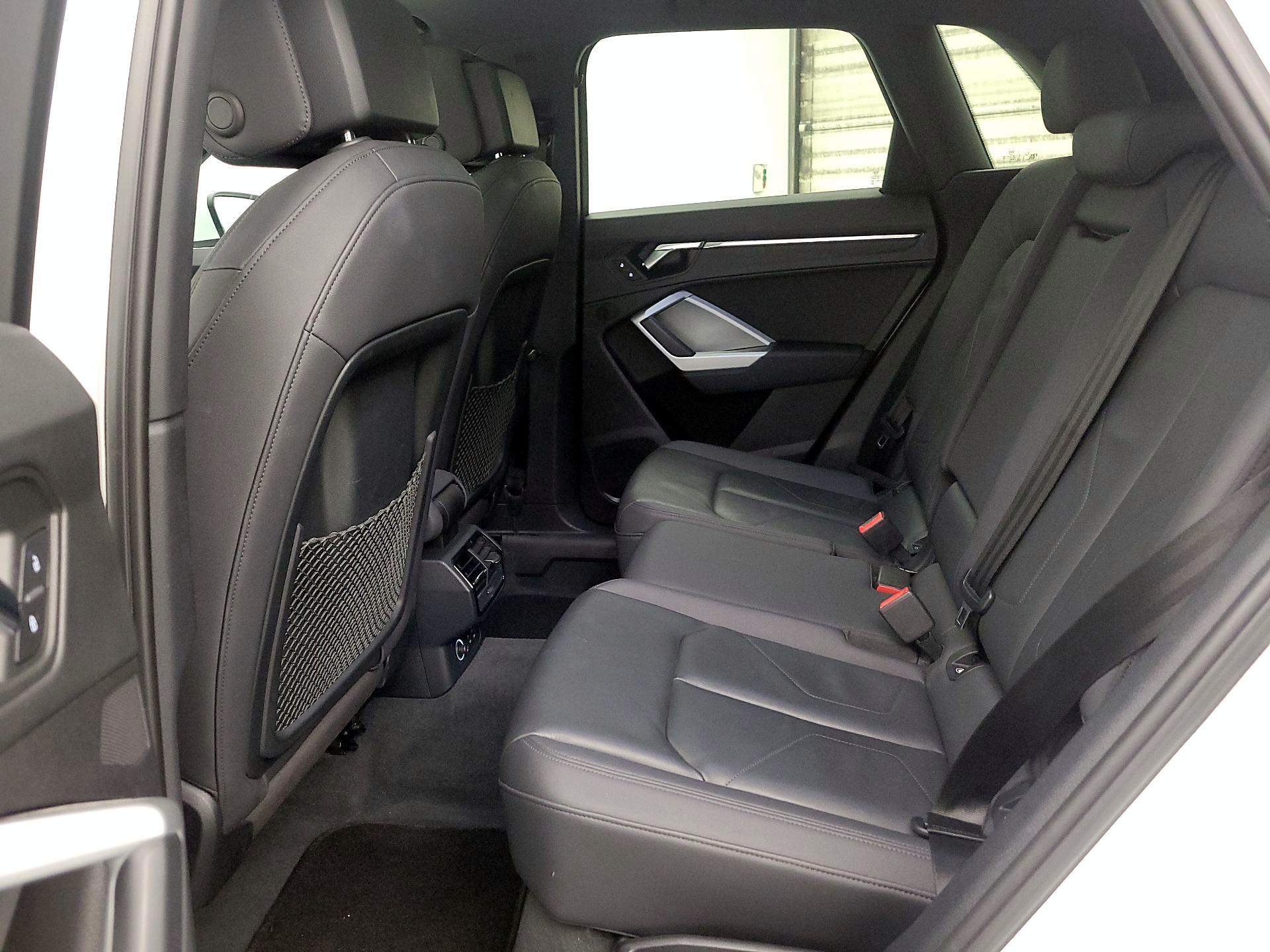 Thumbnail: 2019 Audi Q3 - 20