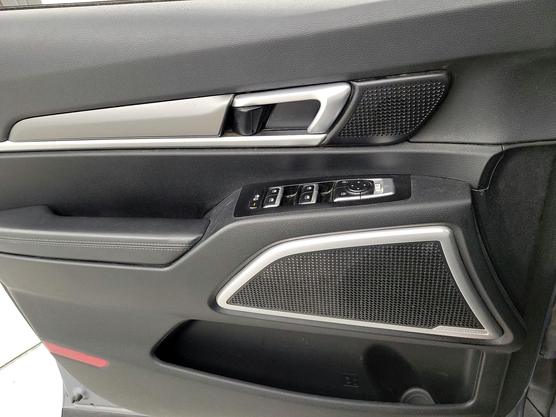 Thumbnail: 2020 Kia Telluride - 10