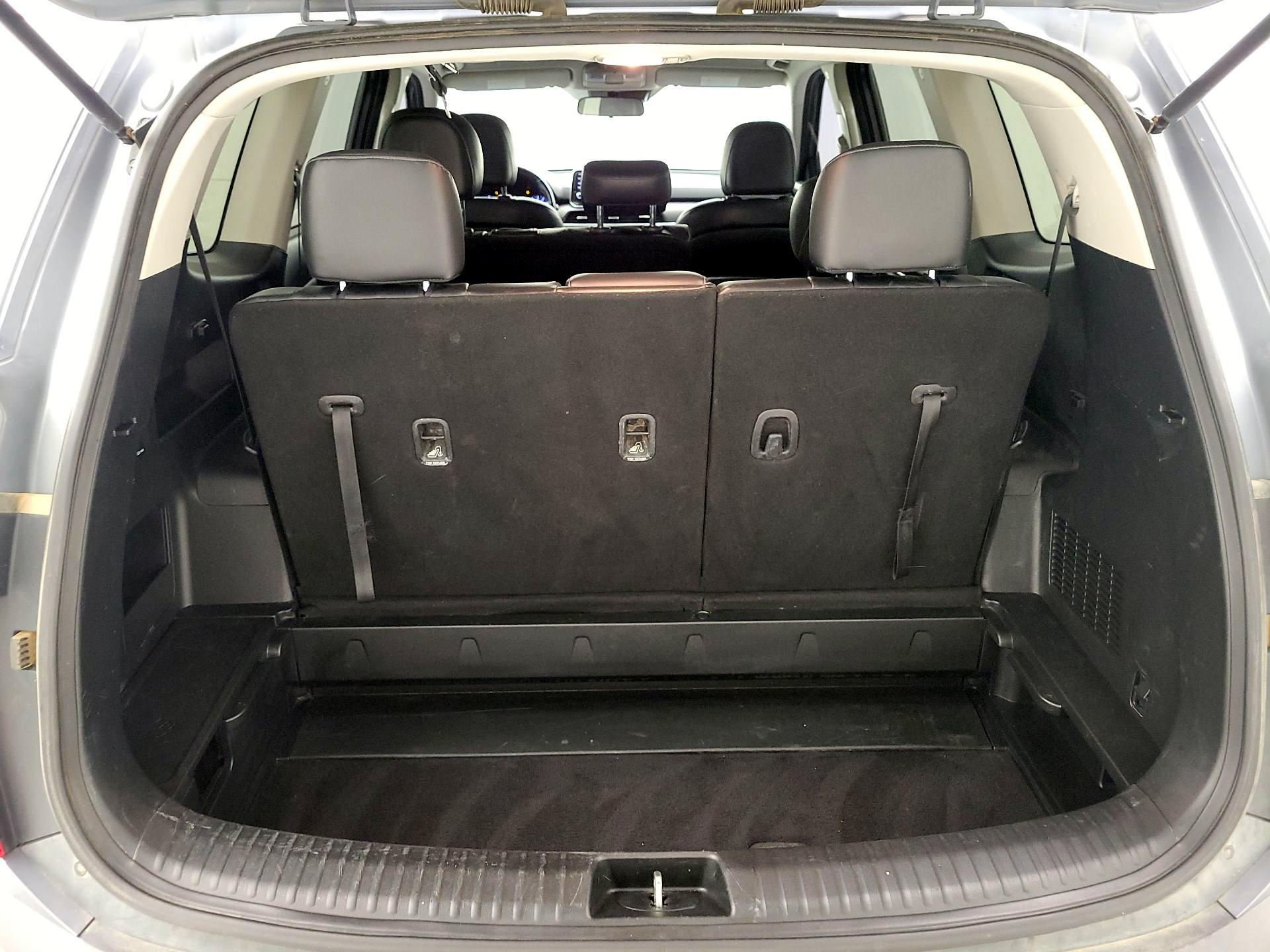 Thumbnail: 2020 Kia Telluride - 14