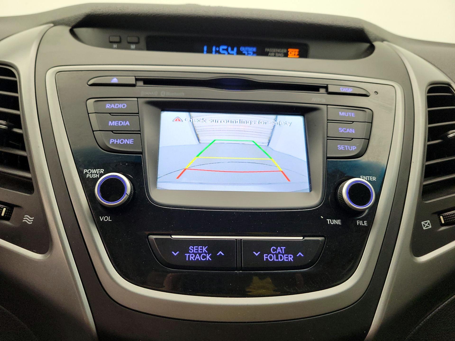 Thumbnail: 2015 Hyundai Elantra - 14