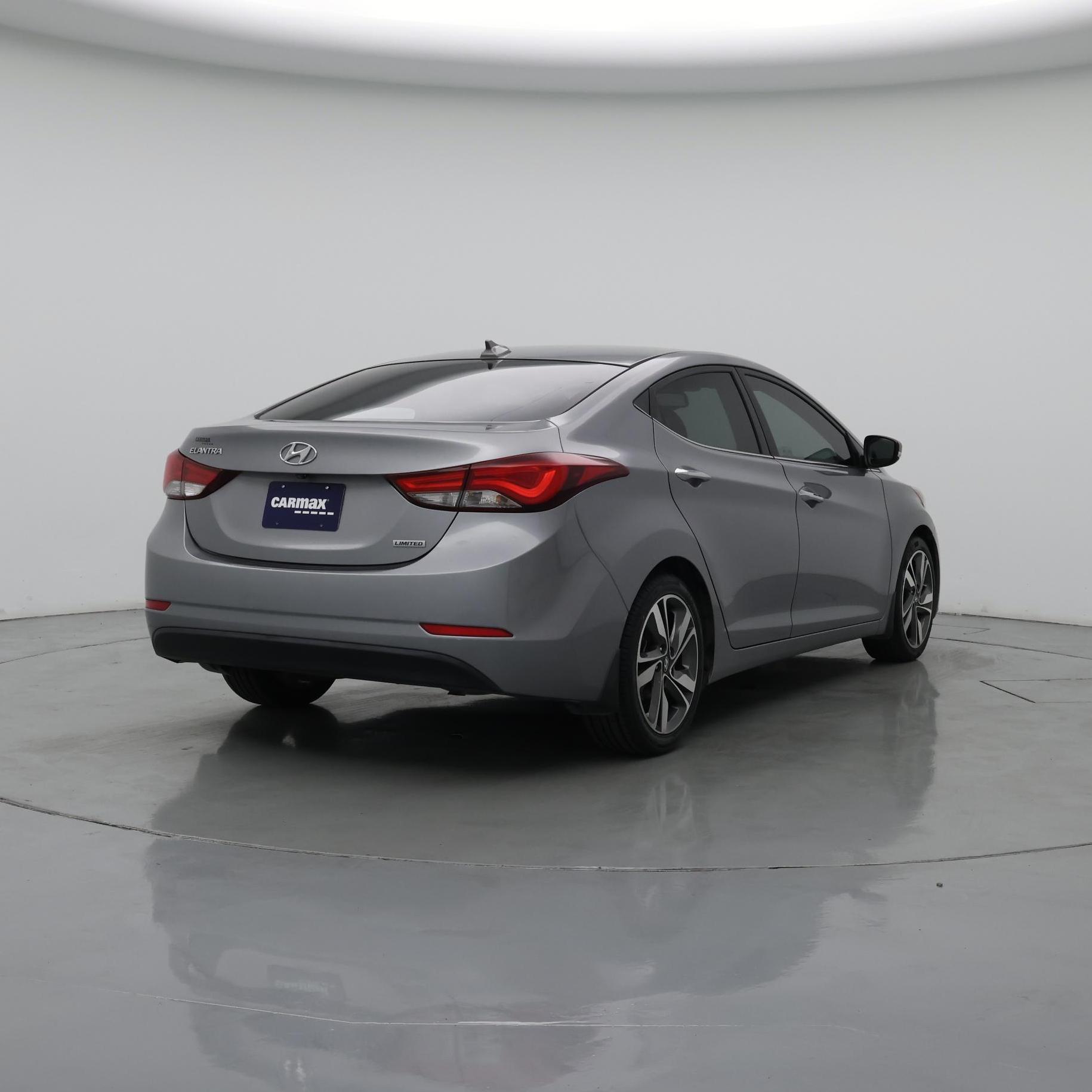 Thumbnail: 2015 Hyundai Elantra - 8