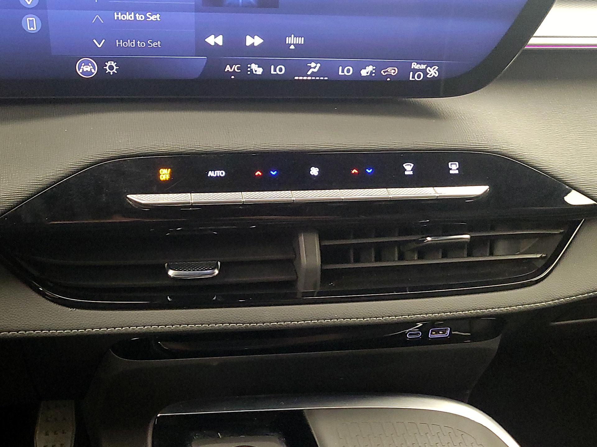 Thumbnail: 2025 Buick Enclave - 16