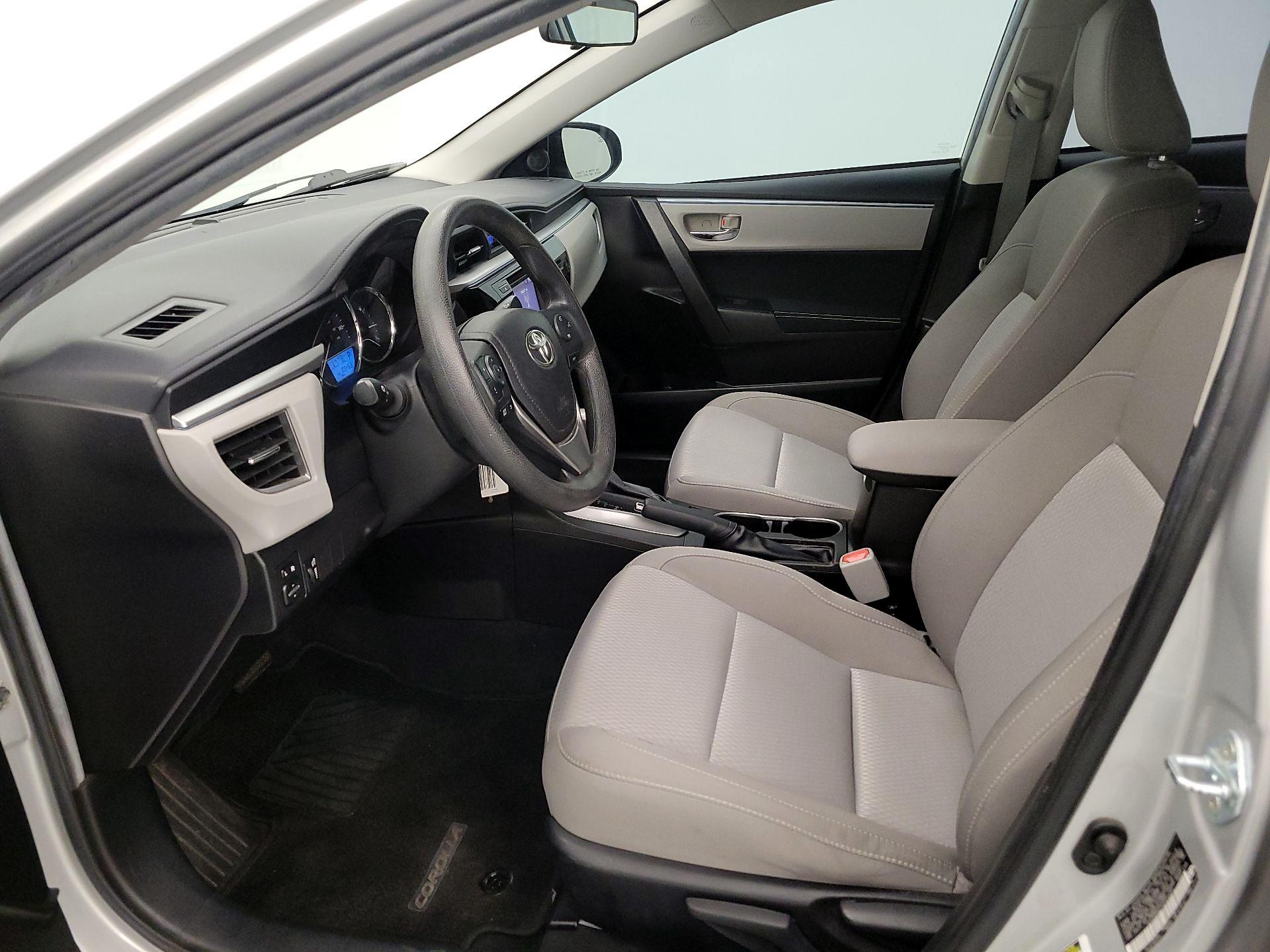 Thumbnail: 2015 Toyota Corolla - 11