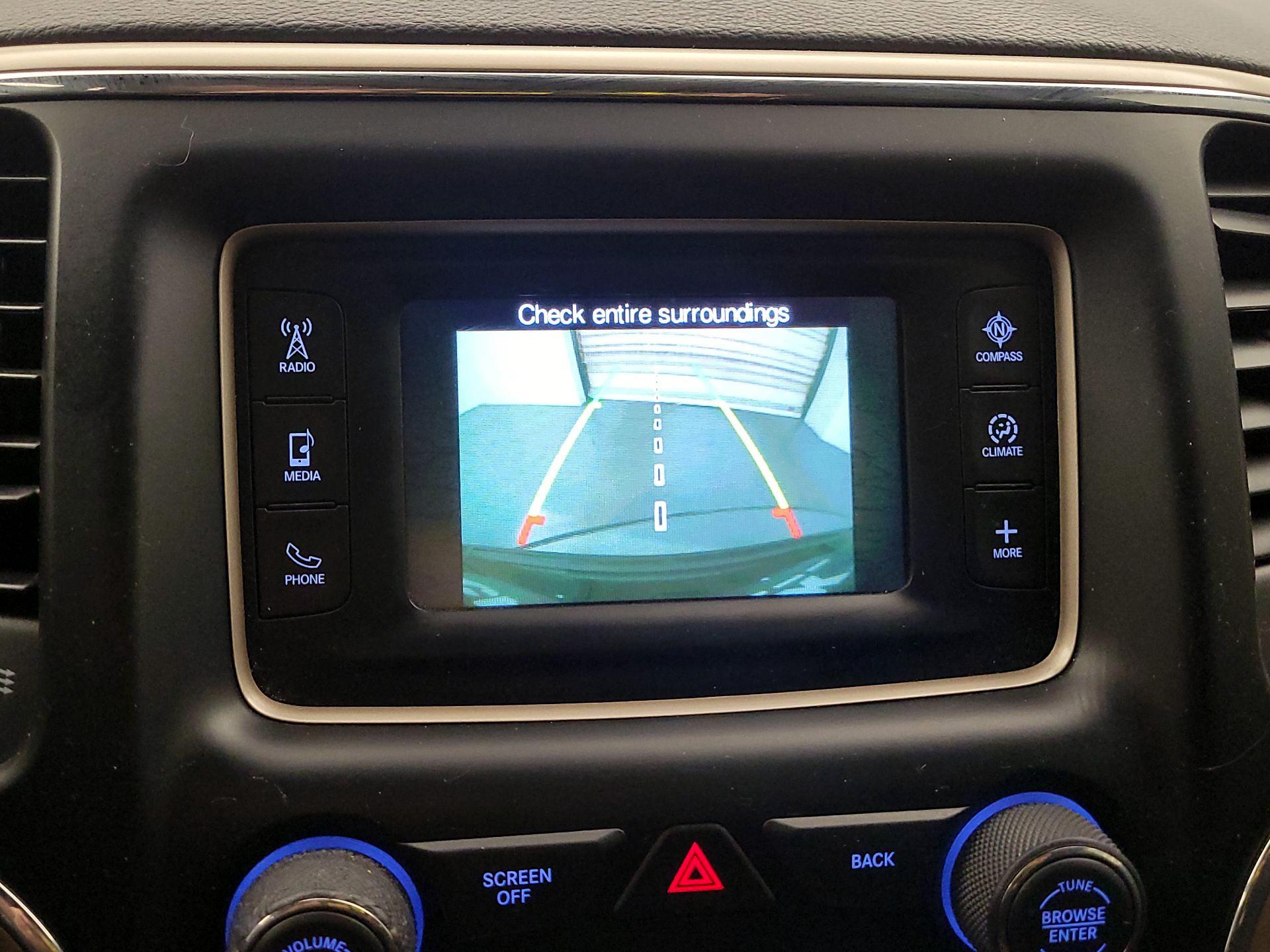 Thumbnail: 2017 Jeep Grand Cherokee - 14