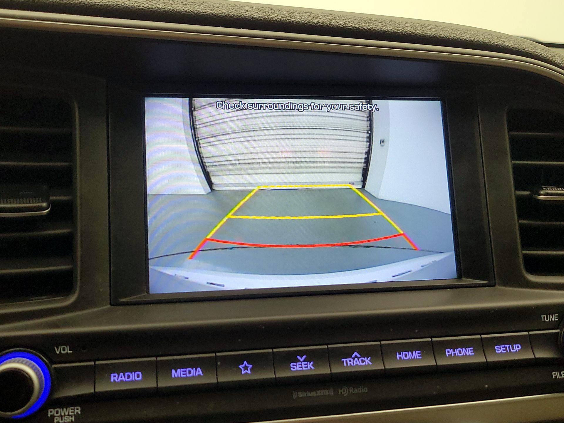 Thumbnail: 2020 Hyundai Elantra - 14