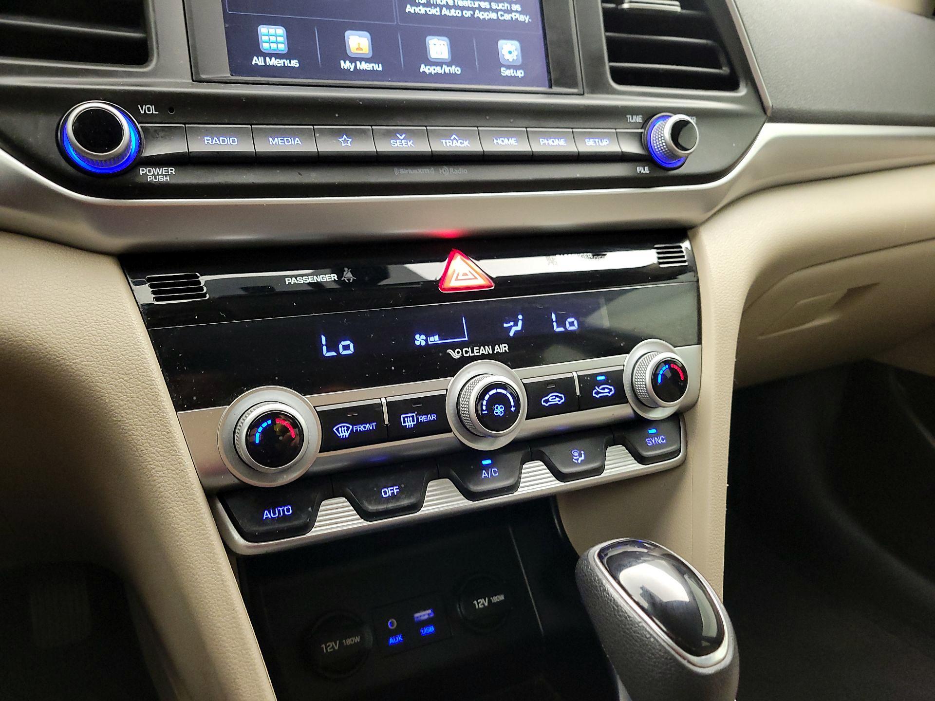 Thumbnail: 2020 Hyundai Elantra - 16