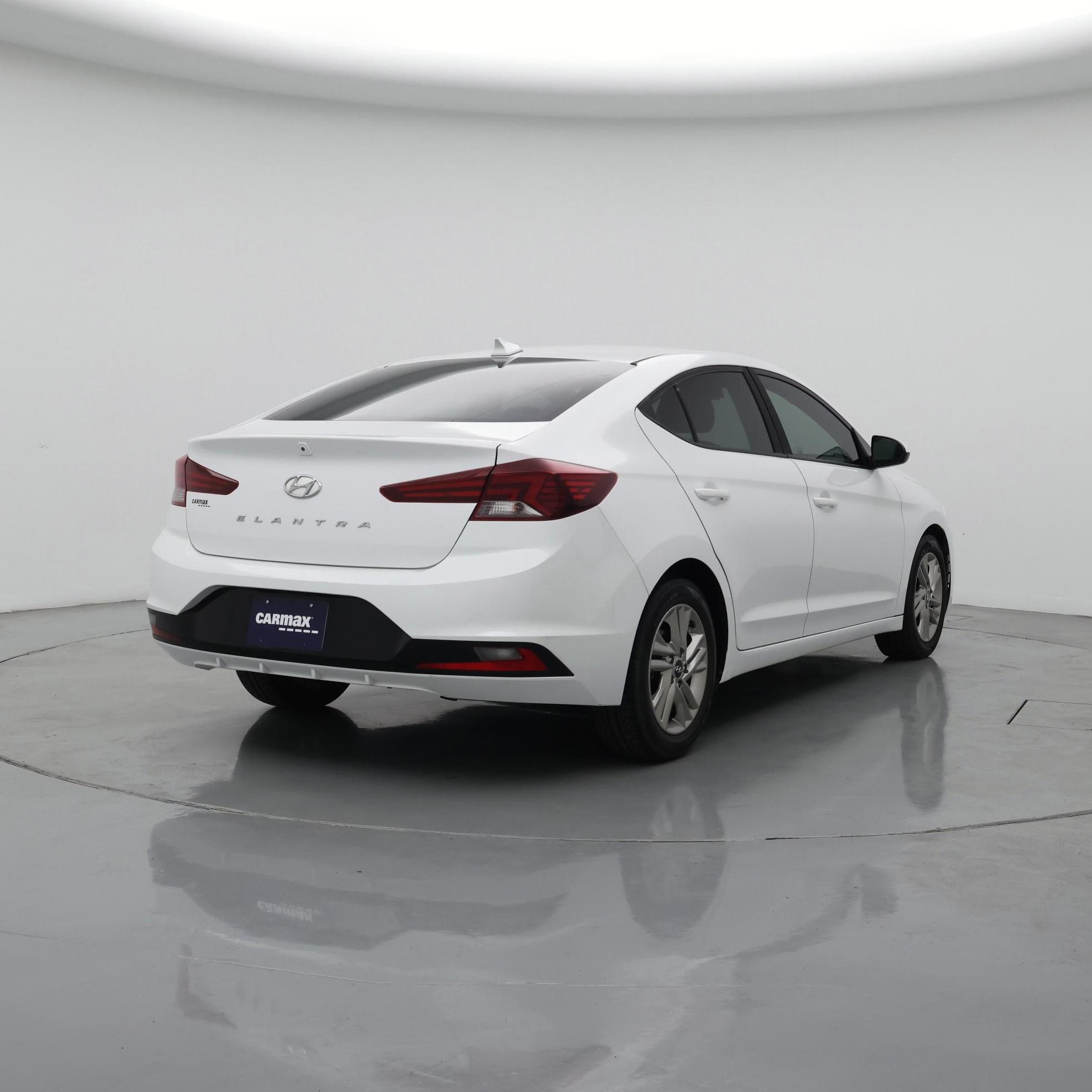 Thumbnail: 2020 Hyundai Elantra - 8