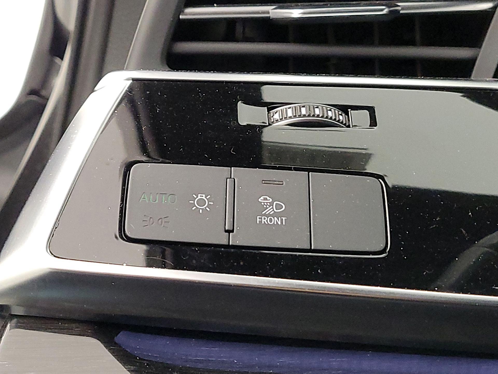 Thumbnail: 2021 Audi Q7 - 13