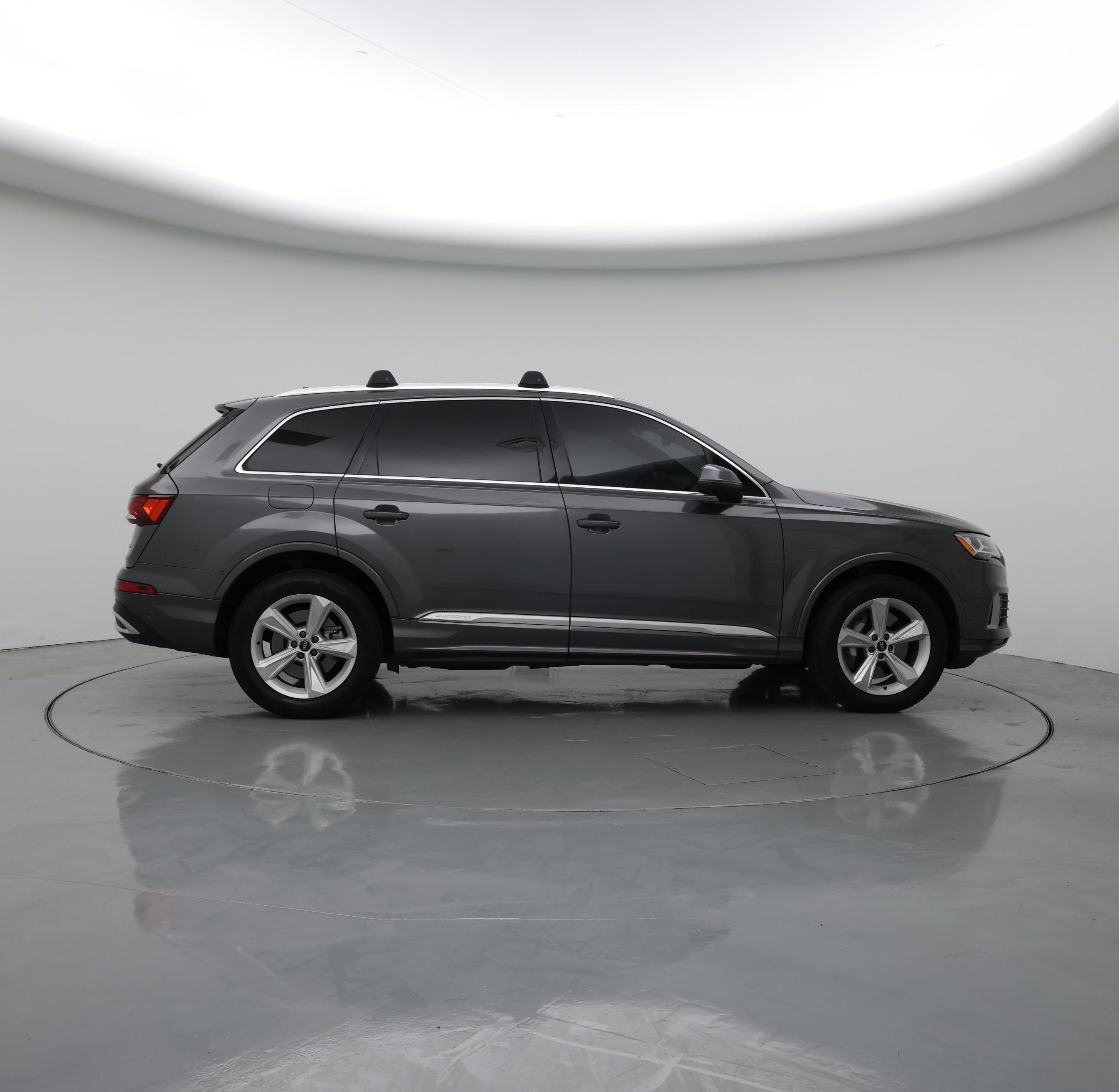 Thumbnail: 2021 Audi Q7 - 7