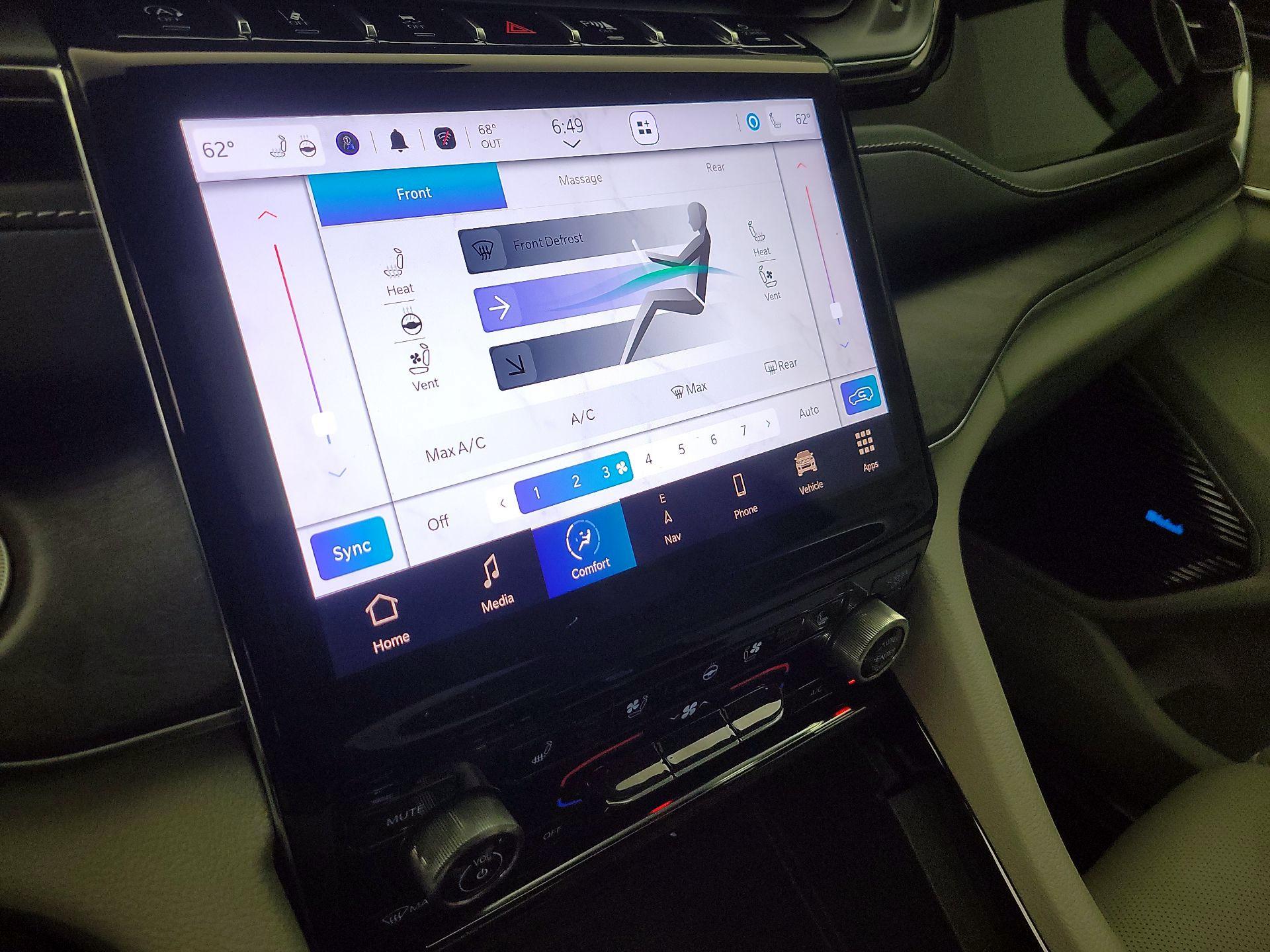 Thumbnail: 2023 Jeep Grand Cherokee - 17