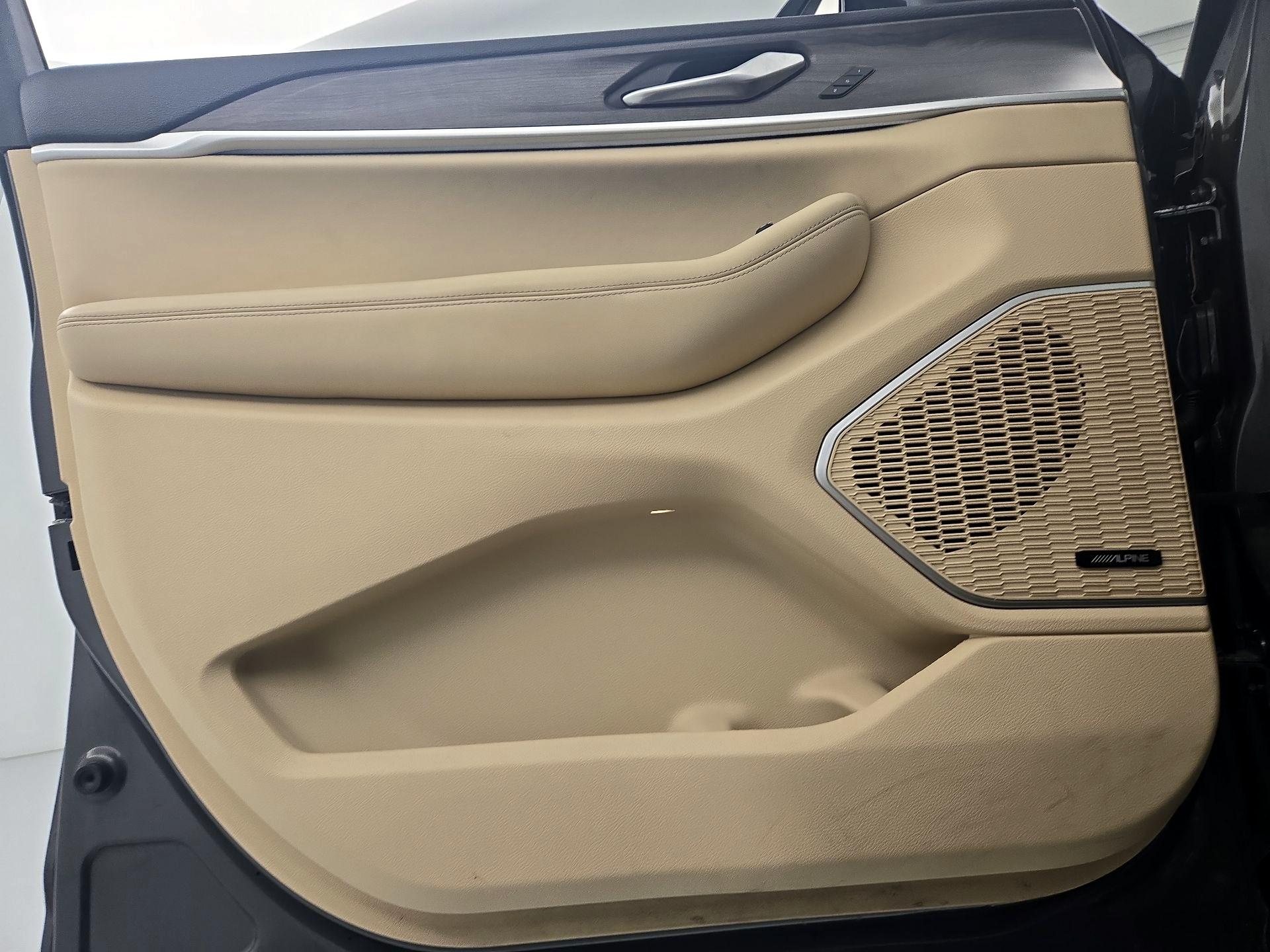 Thumbnail: 2022 Jeep Grand Cherokee - 10