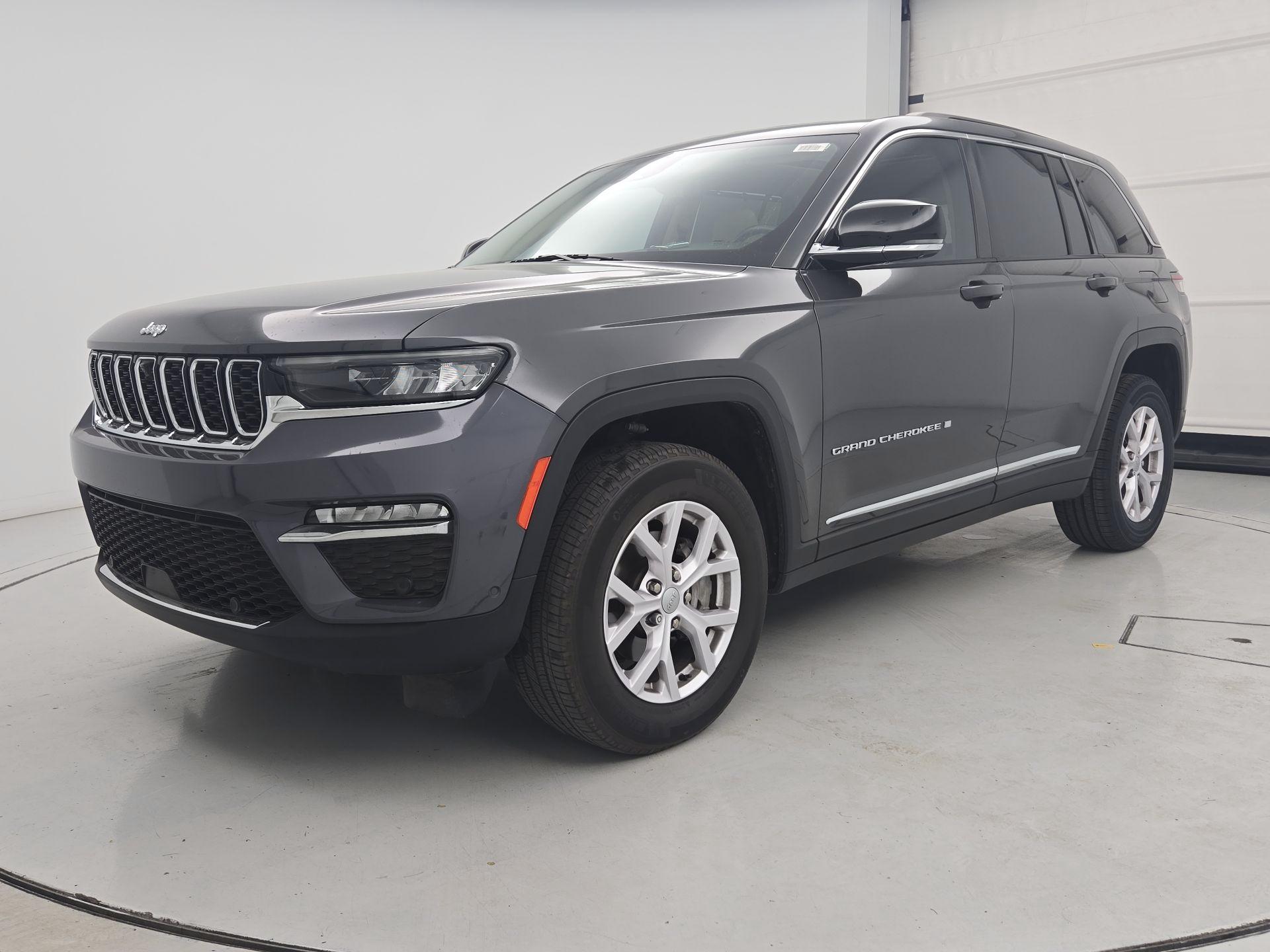 Thumbnail: 2022 Jeep Grand Cherokee - 3