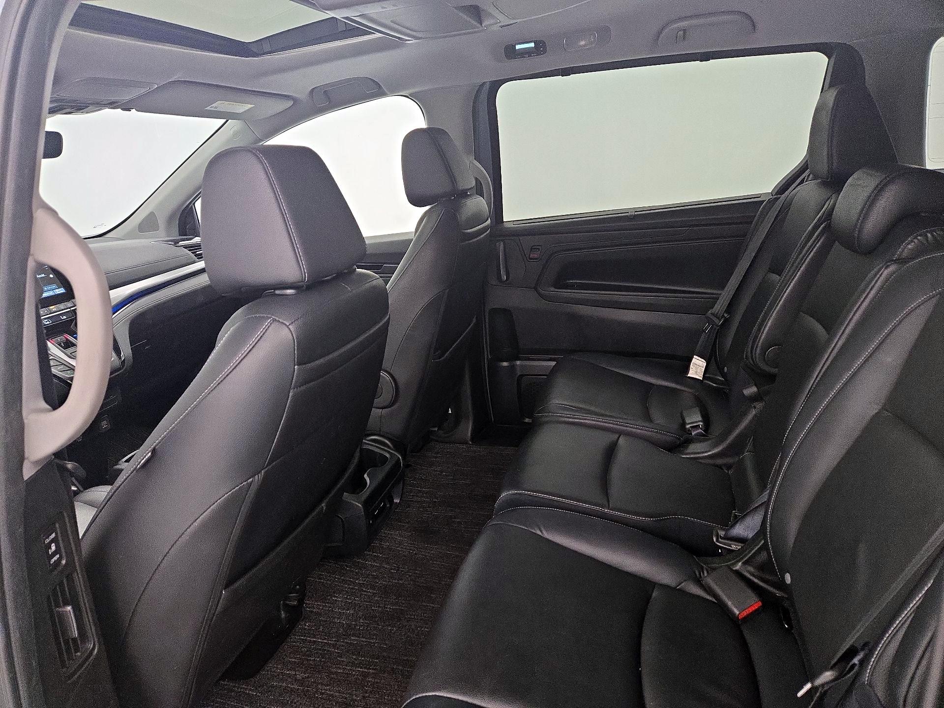 Thumbnail: 2023 Honda Odyssey - 20