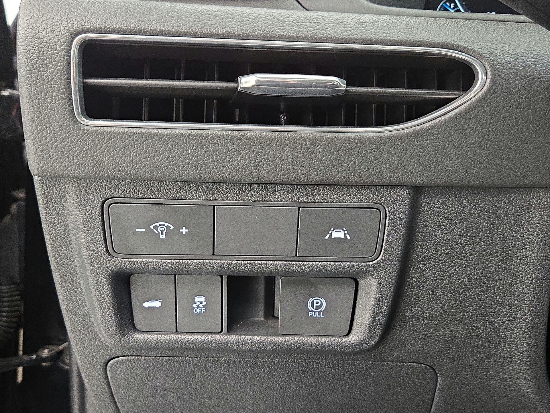 Thumbnail: 2023 Hyundai Sonata - 13